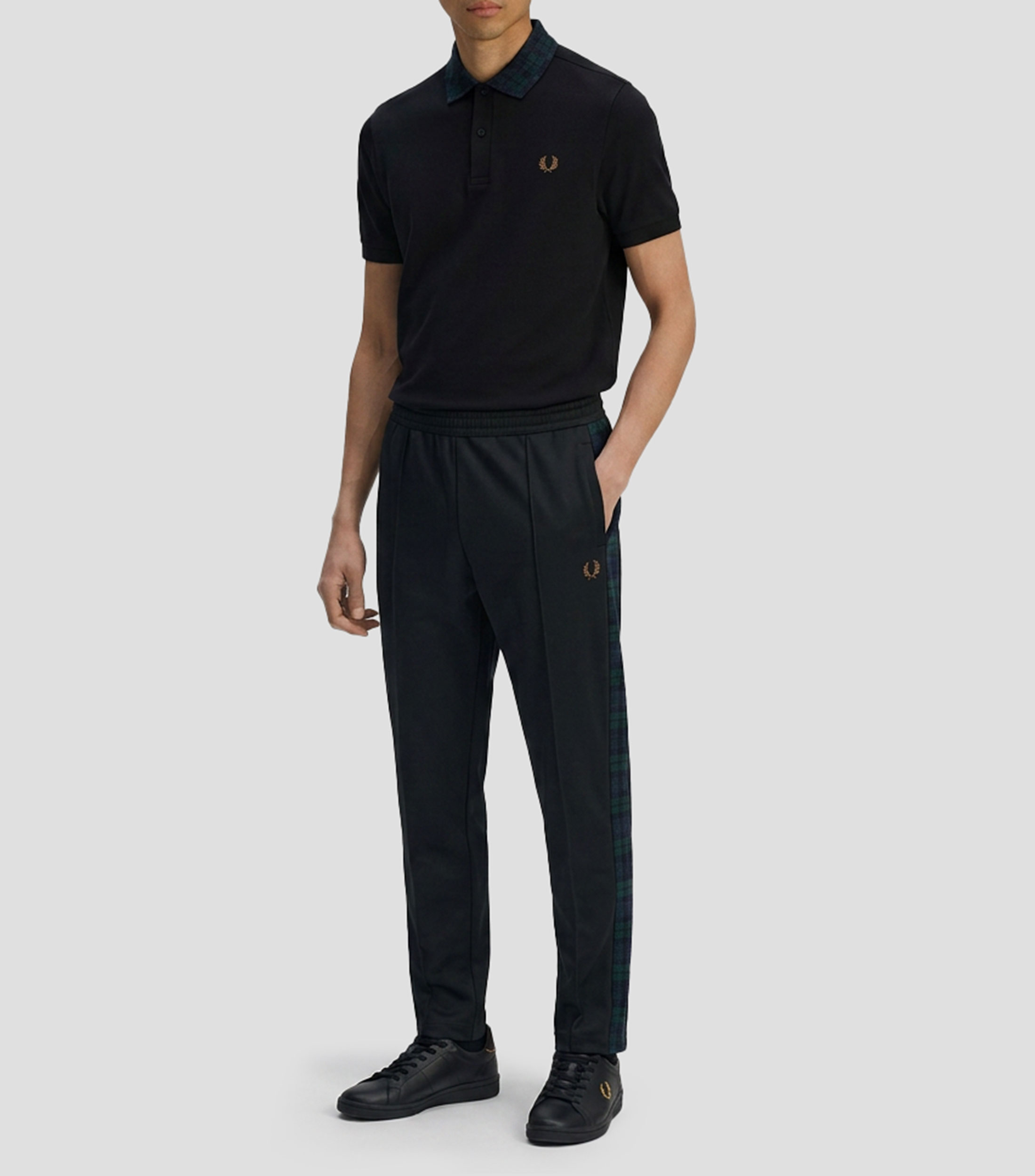 Playera tipo polo manga corta lisa Hombre