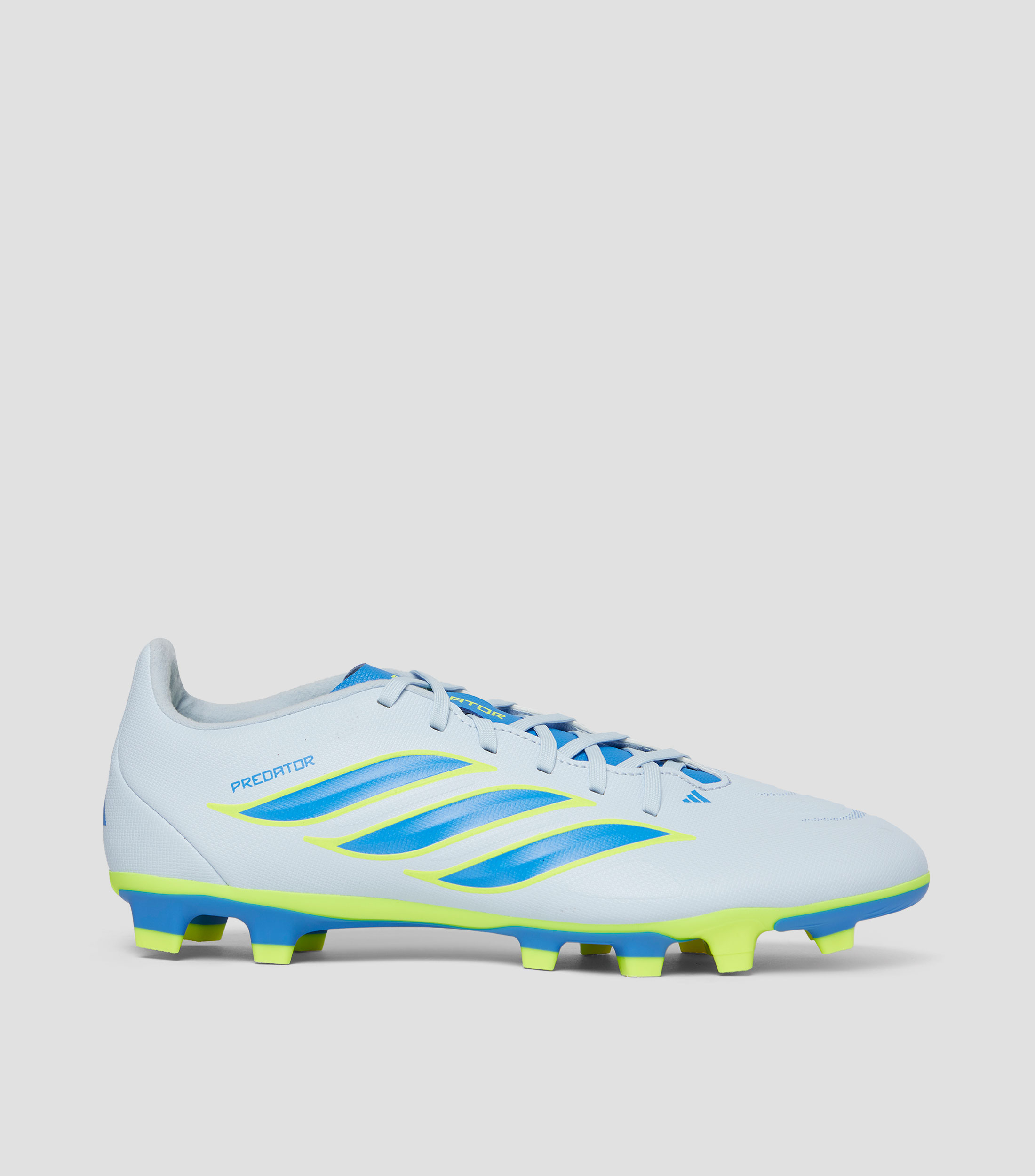 Tenis para fútbol soccer Predator Club FG/MG Mujer