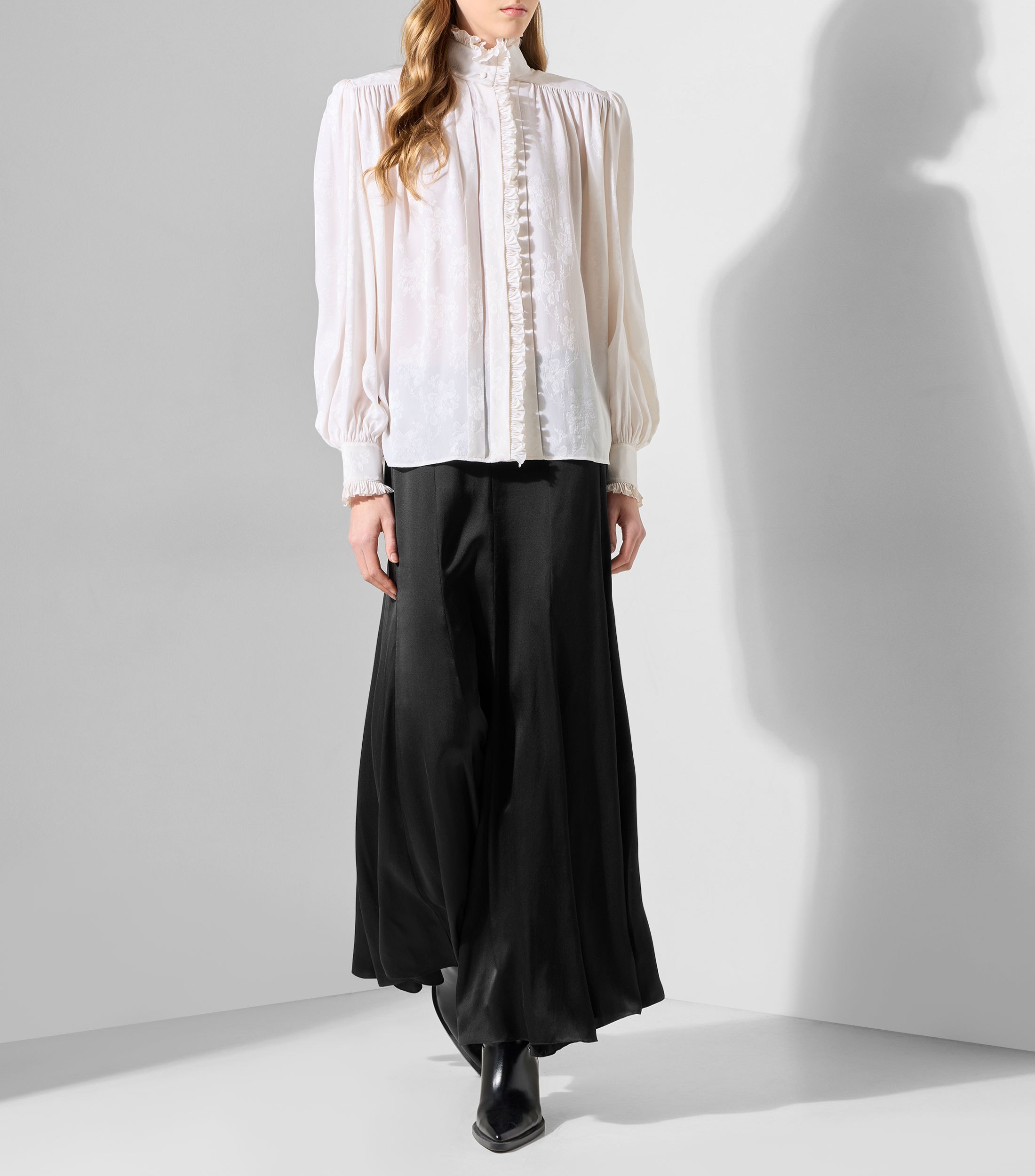 Blusa estampado floral manga larga Mujer