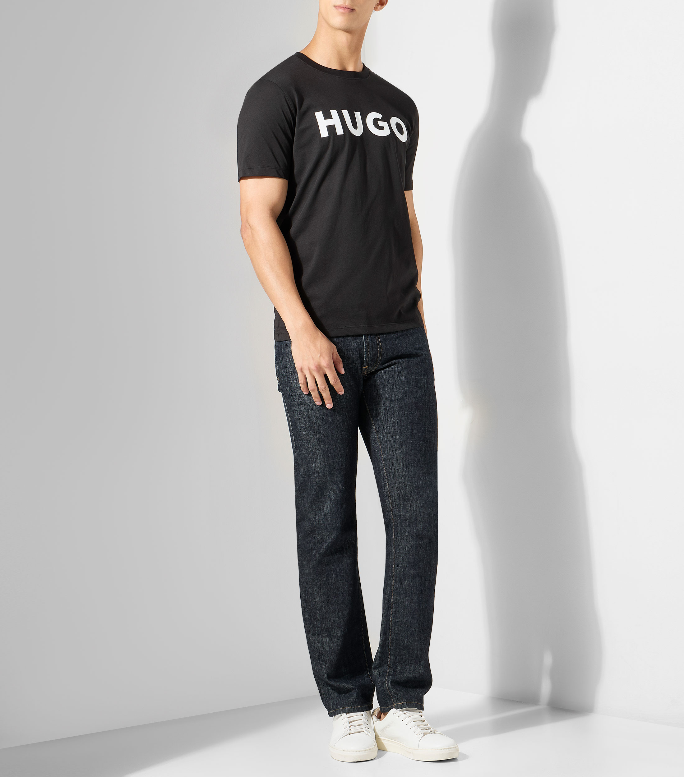 Playera de cuello redondo con manga corta estampada Hombre