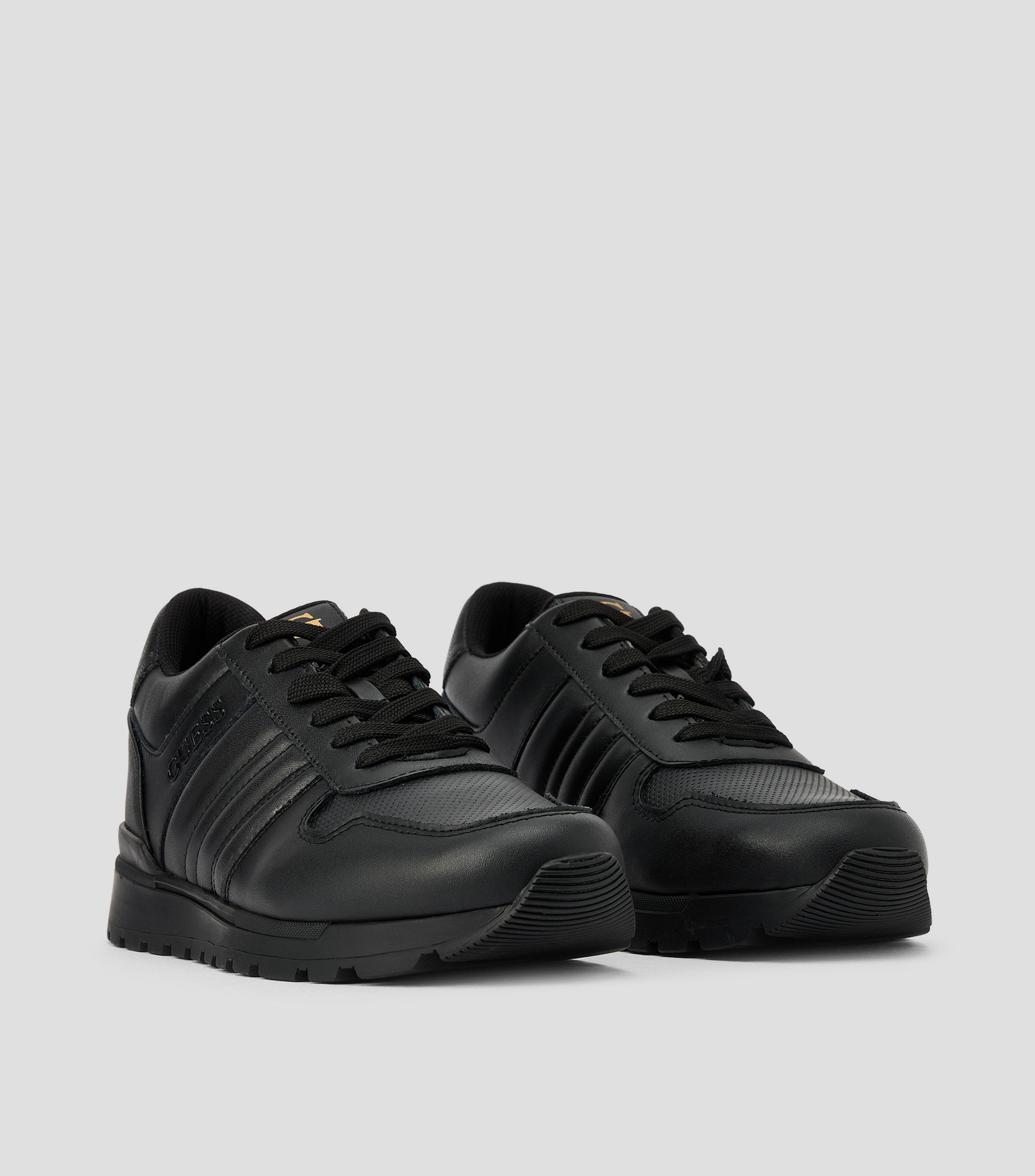 Tenis casuales en piel vacuna Hombre