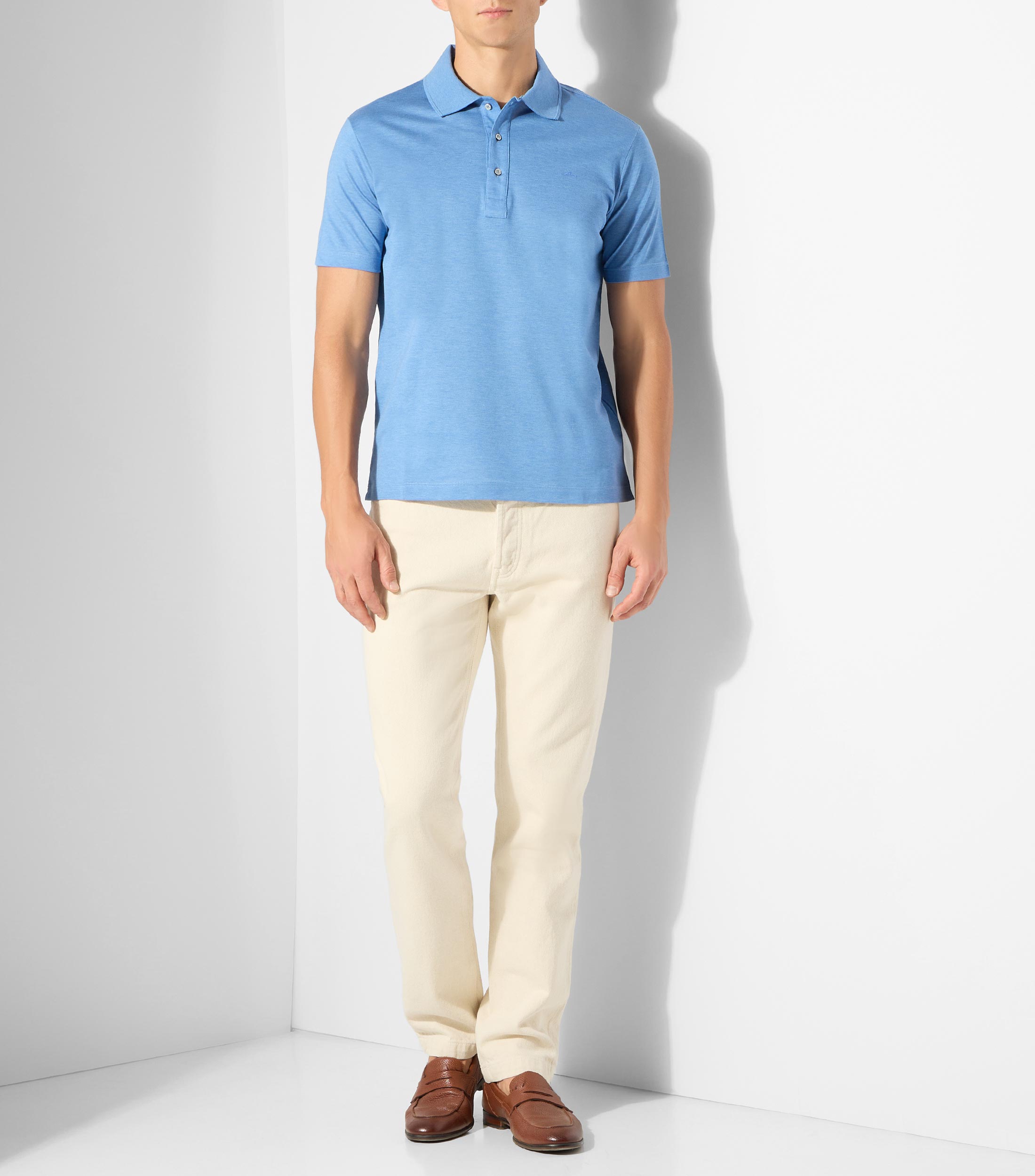 Playera tipo polo manga corta lisa Hombre