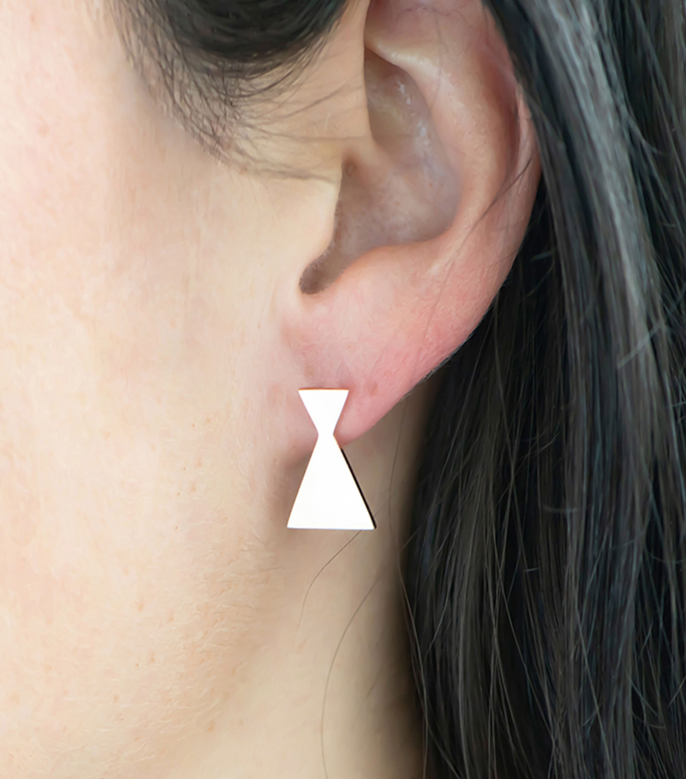 Aretes en oro rosa de 14 kilates de corbatín Selene Mujer