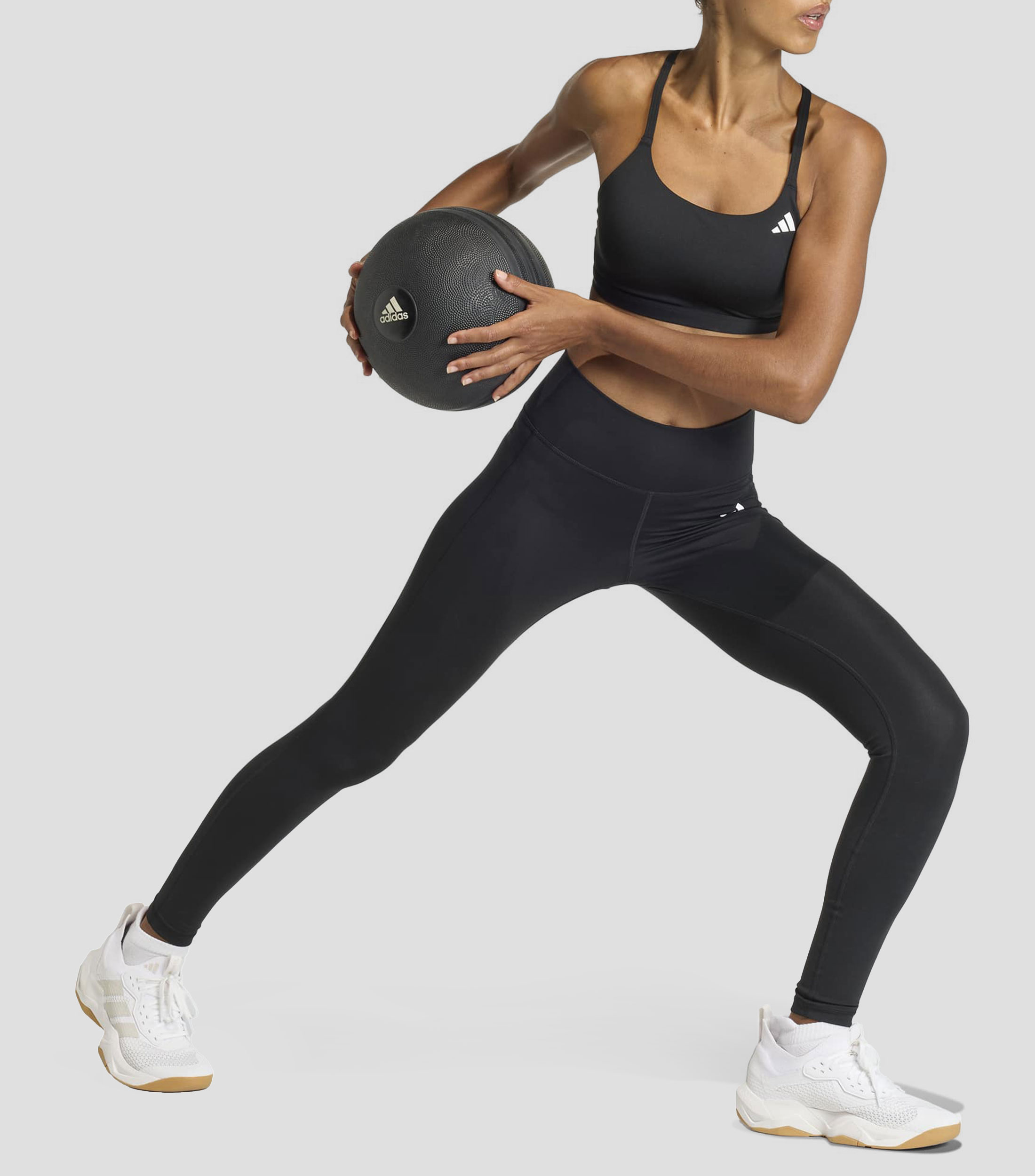 Top deportivo Optime Essentials liso Mujer