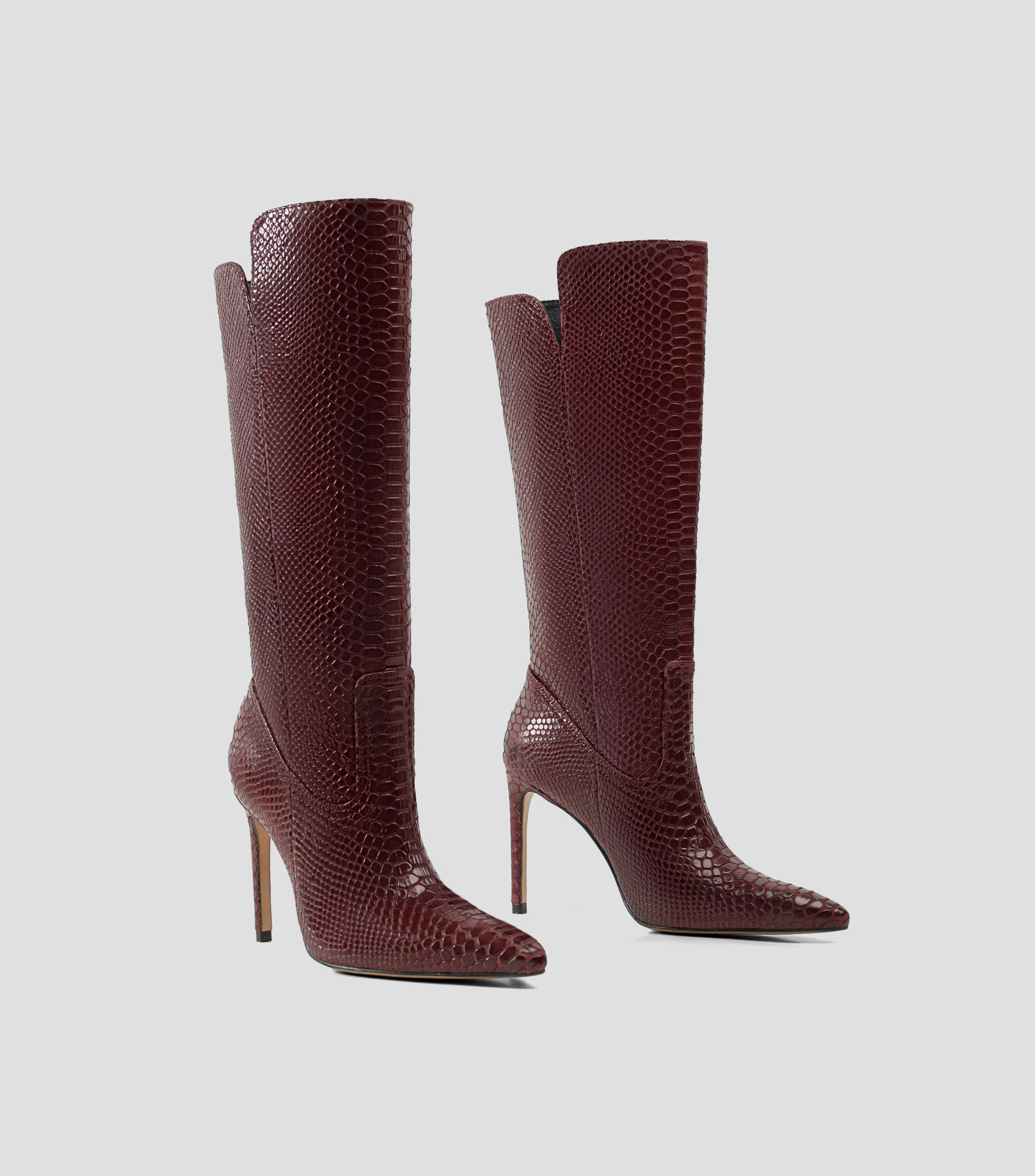 Botas casuales largas en piel con tacón alto delgado Mujer