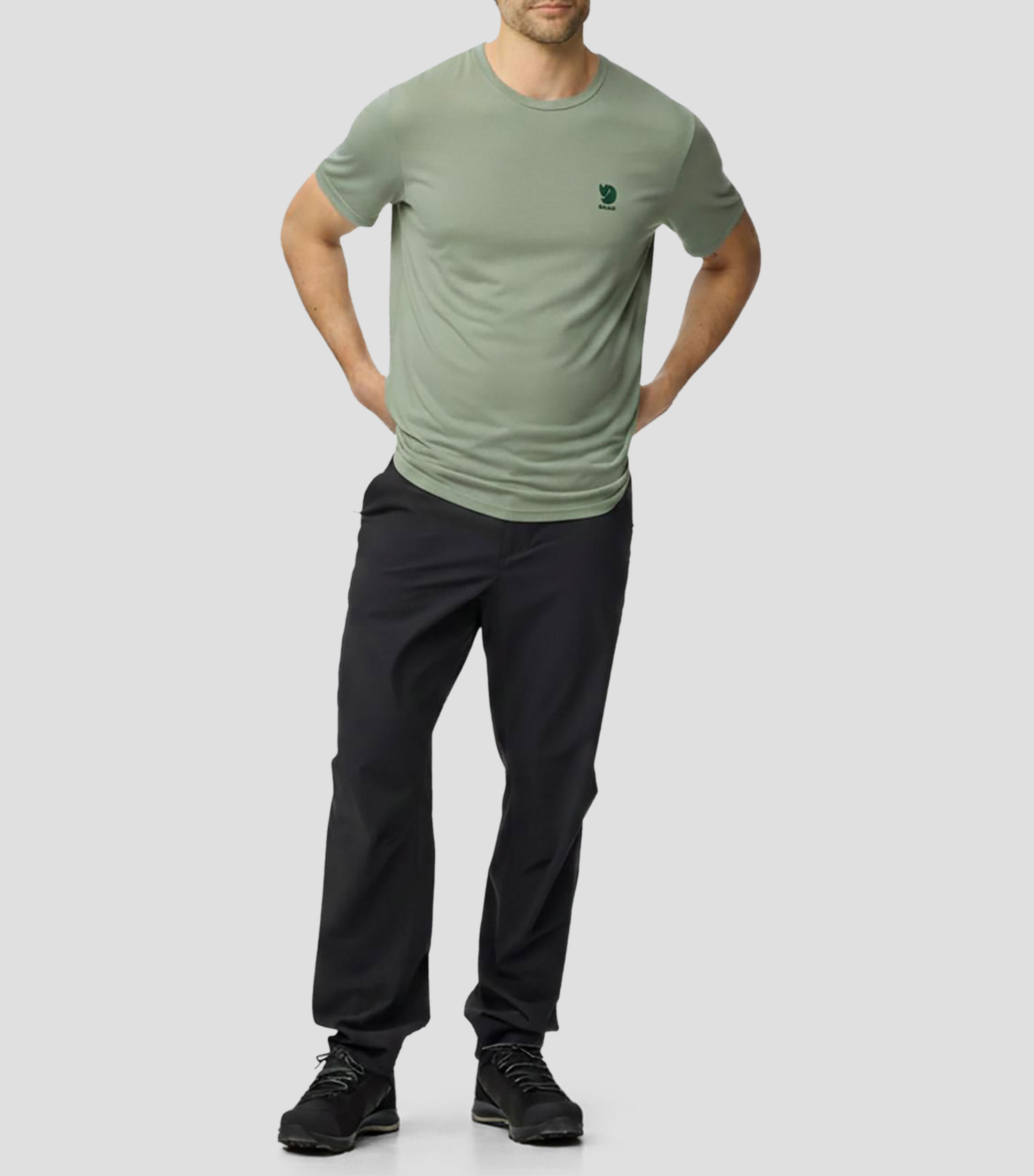 Playera de cuello redondo con manga corta lisa Hombre