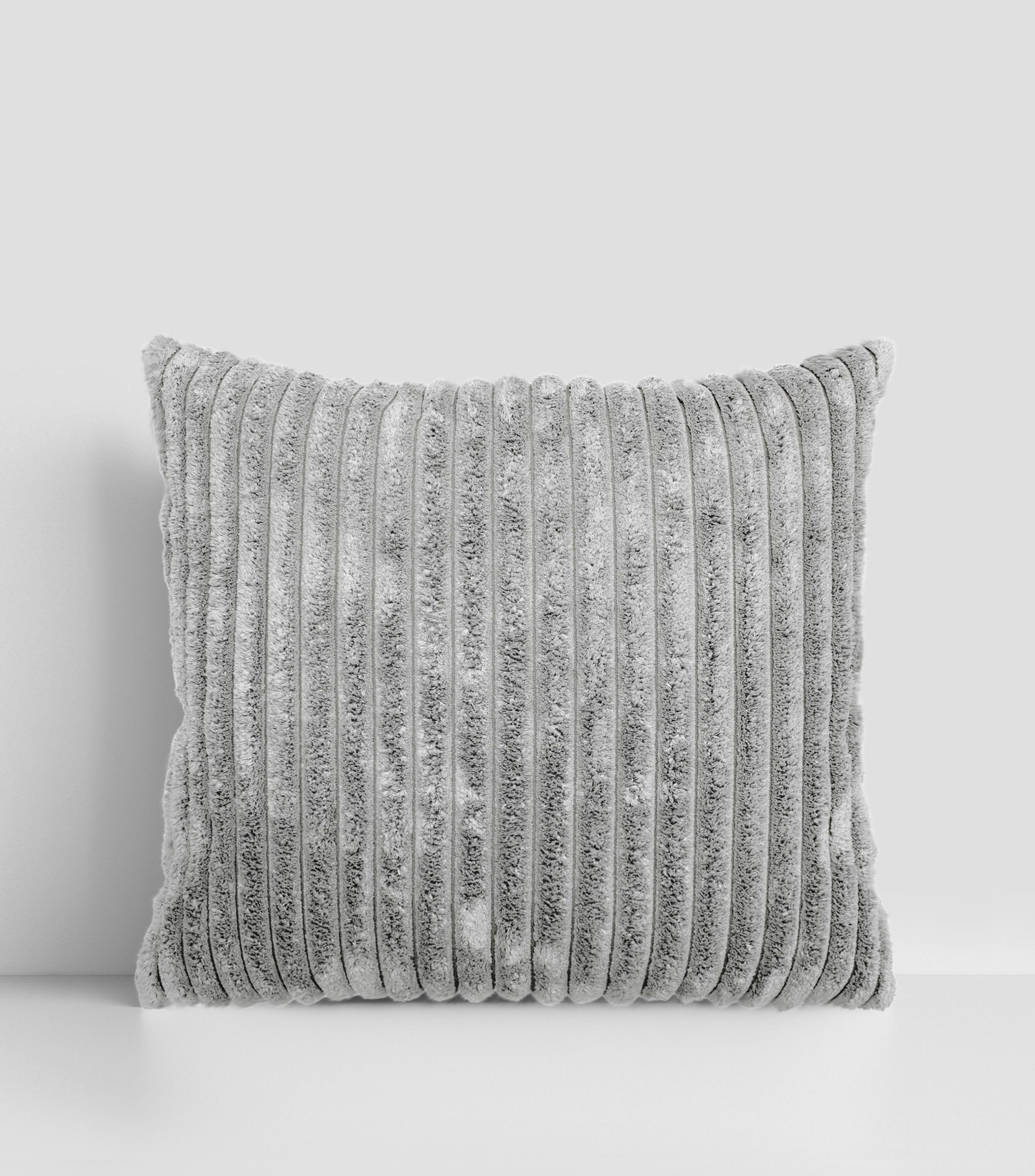 Cojin decorativo Segovia gris plata