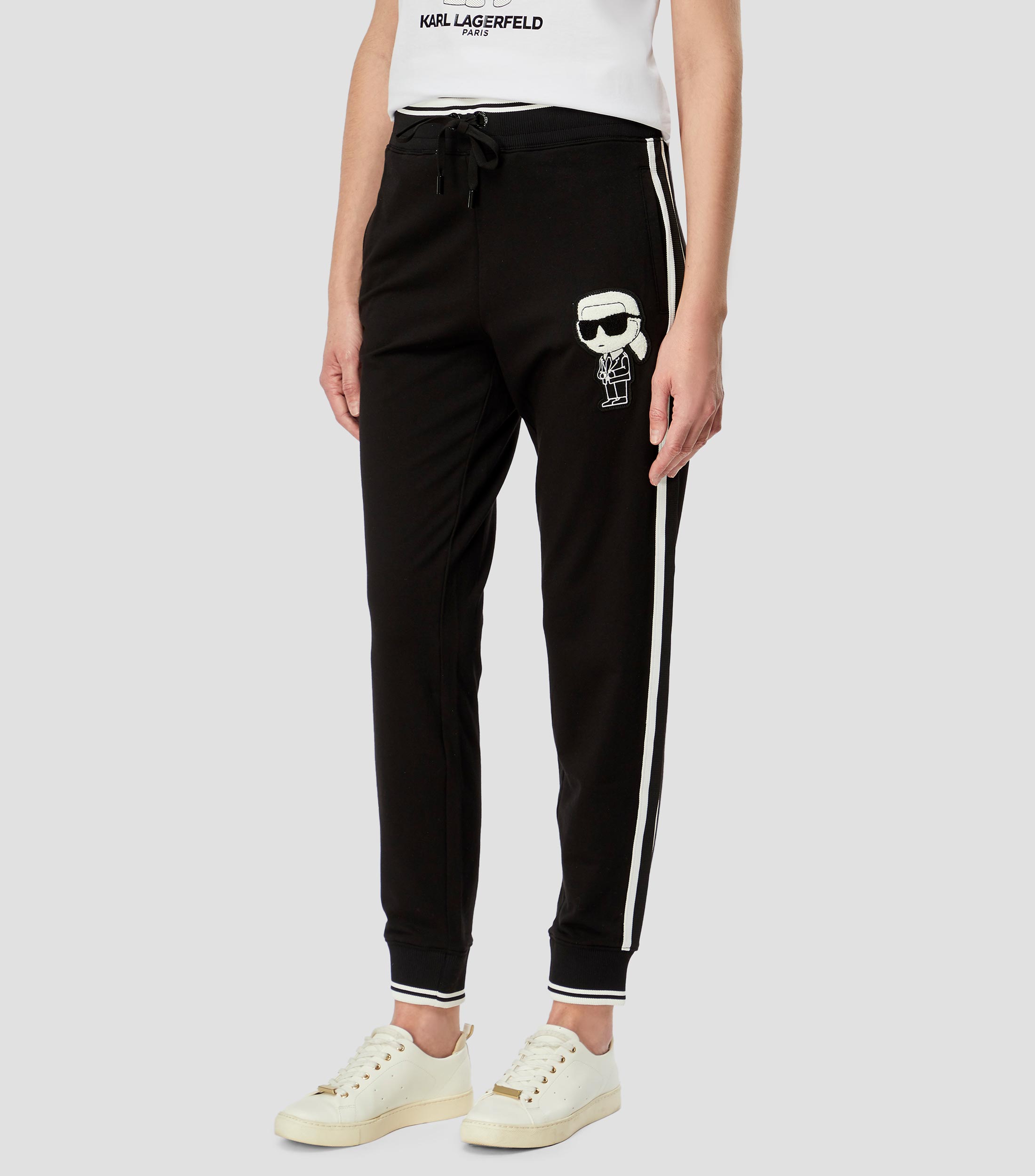 Pants liso con bordado Mujer
