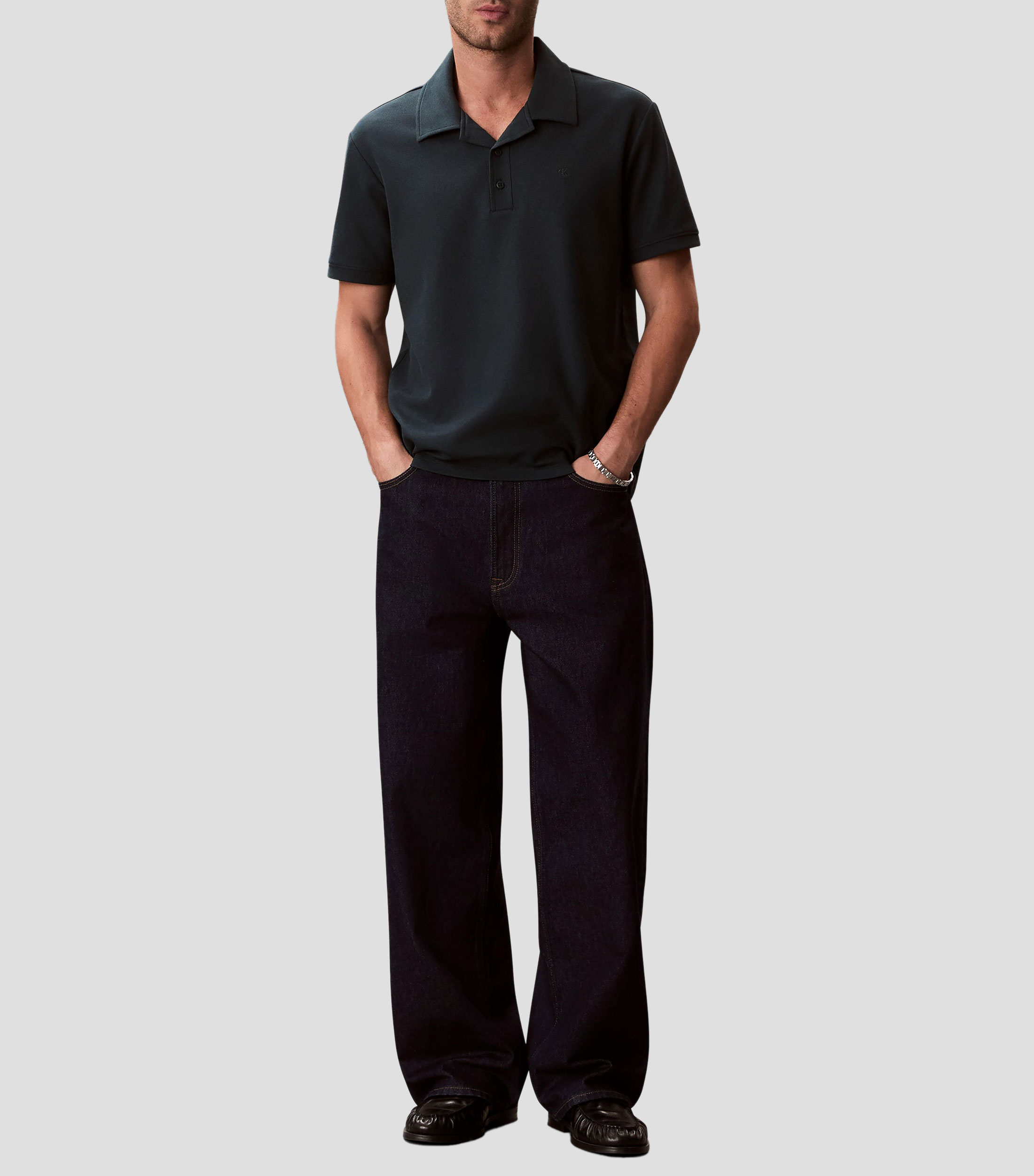 Playera tipo polo manga corta lisa Hombre