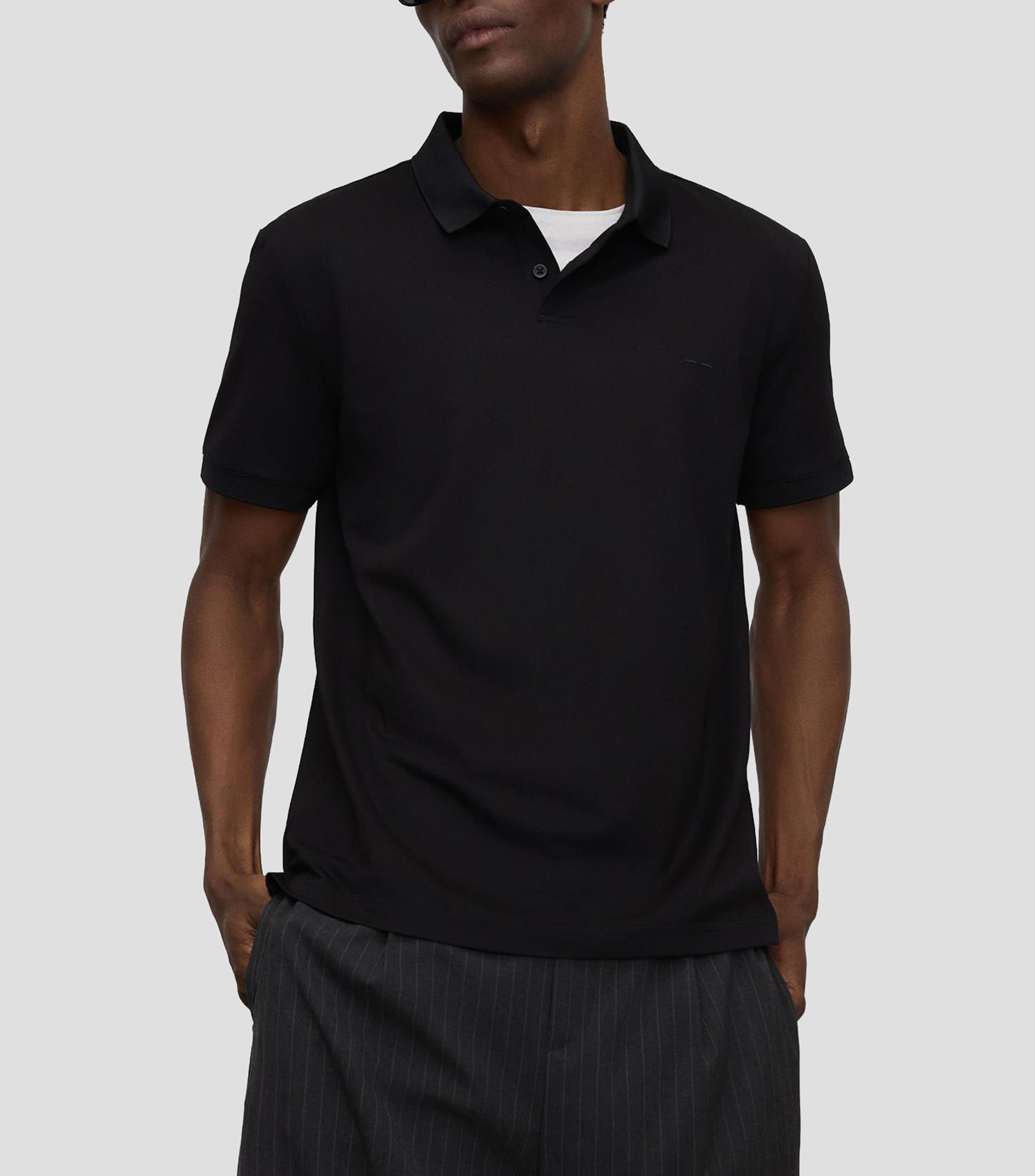 Playera tipo polo manga corta lisa Hombre