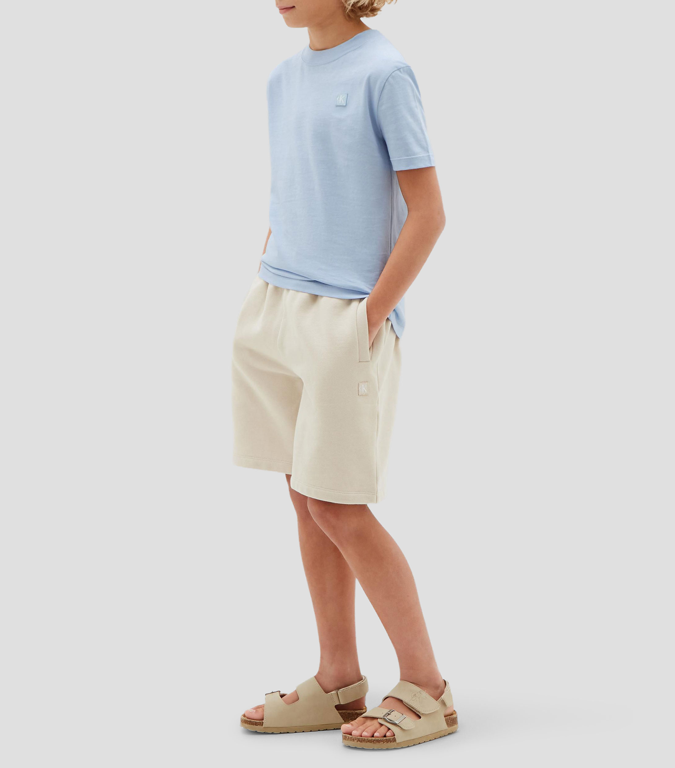 Playera cuello redondo manga corta lisa Niño