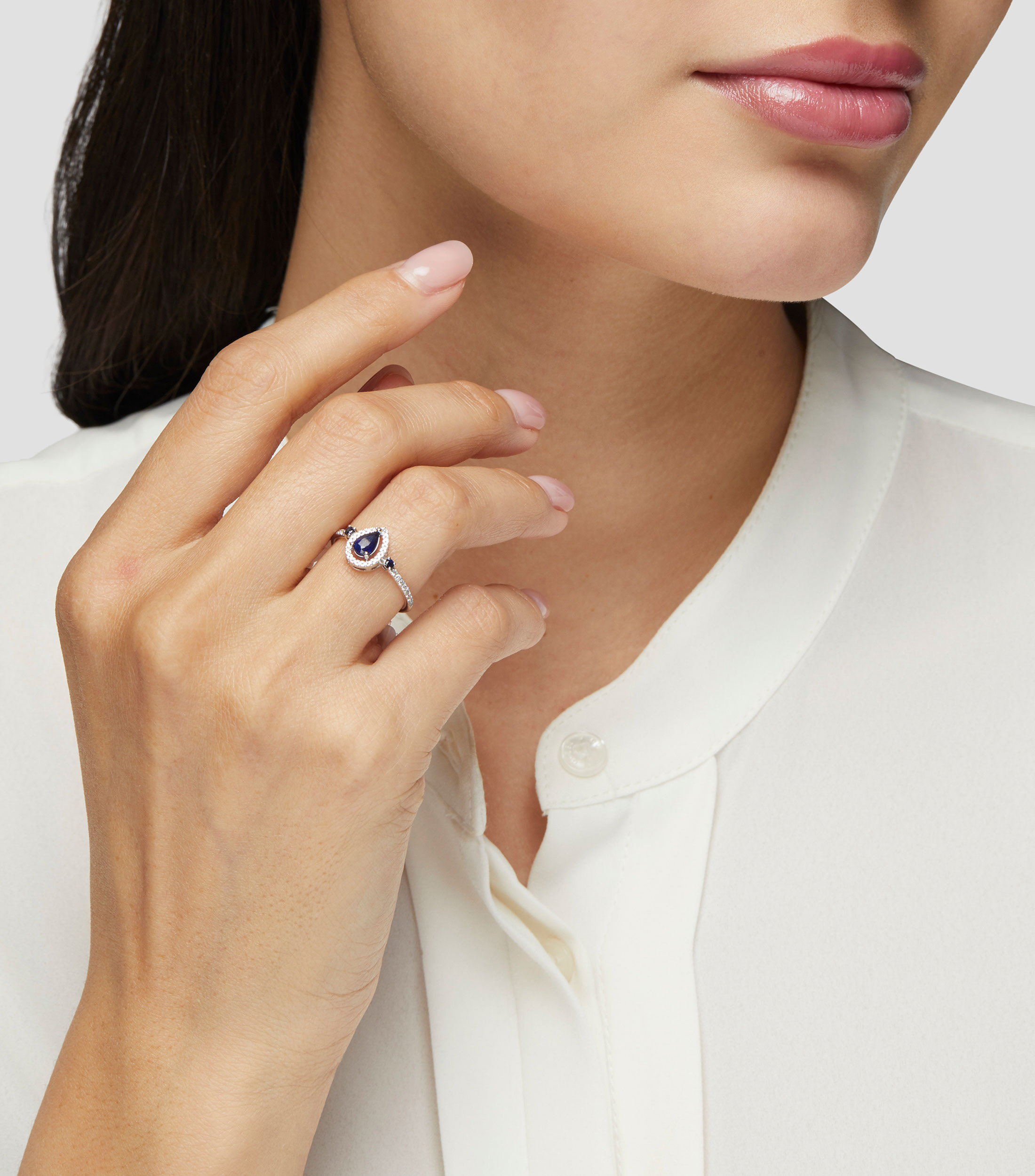 Anillo en oro de 14 kilates con zafiro Mujer