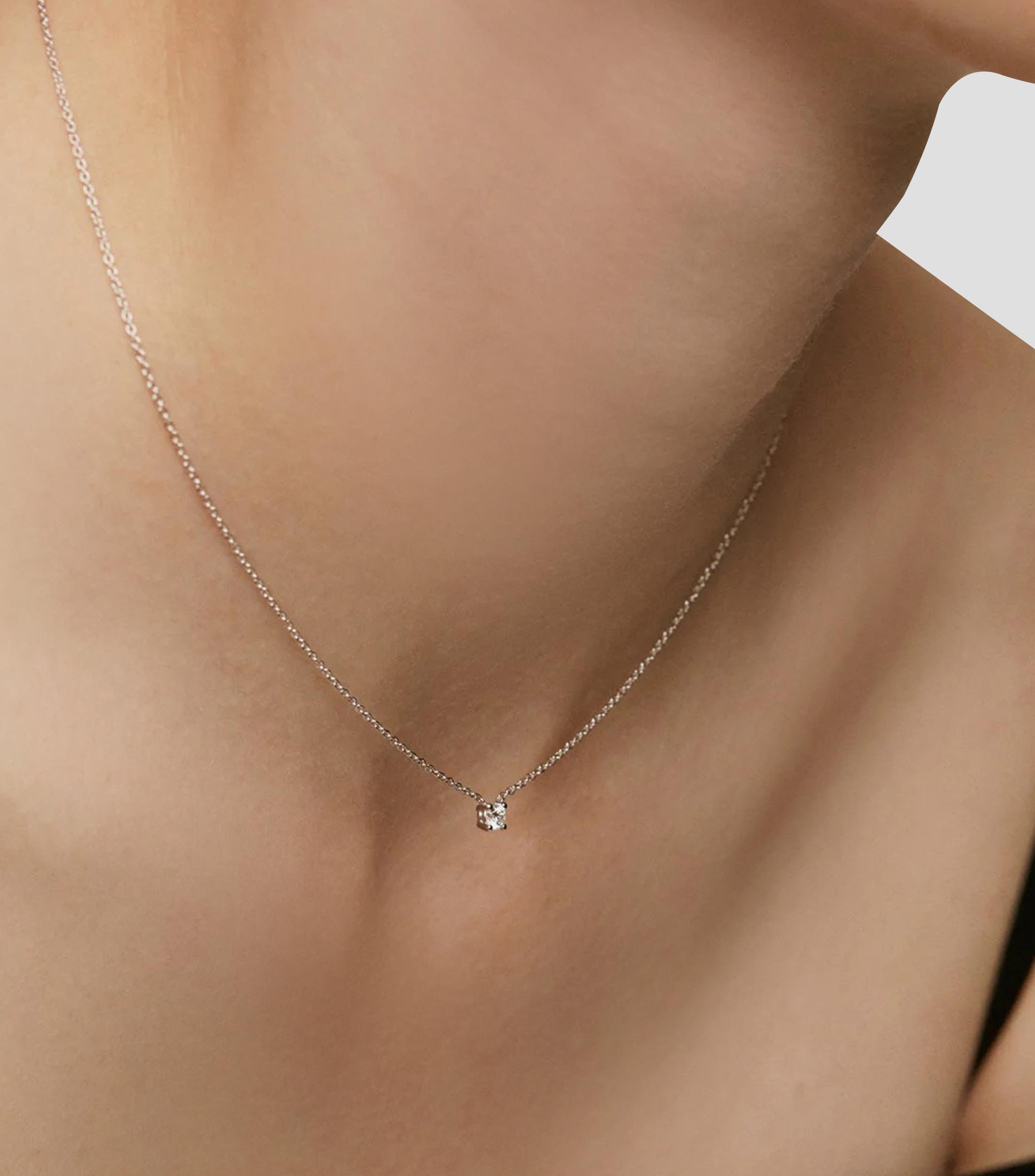 Collar en oro blanco de 18 kilates con diamantes Solitario Mujer