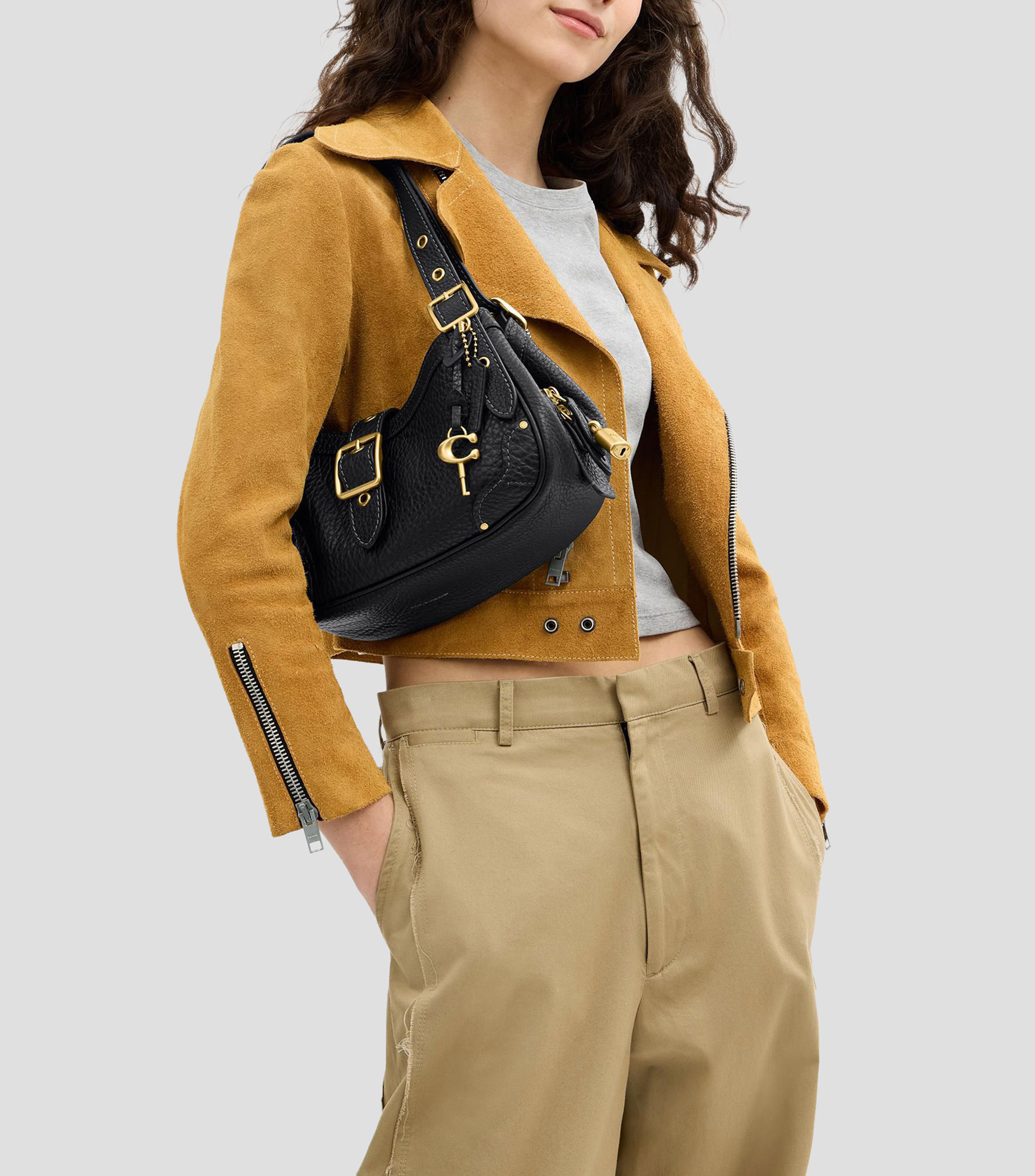 Bolsa shoulder en piel lisa con detalle texturizado Mujer