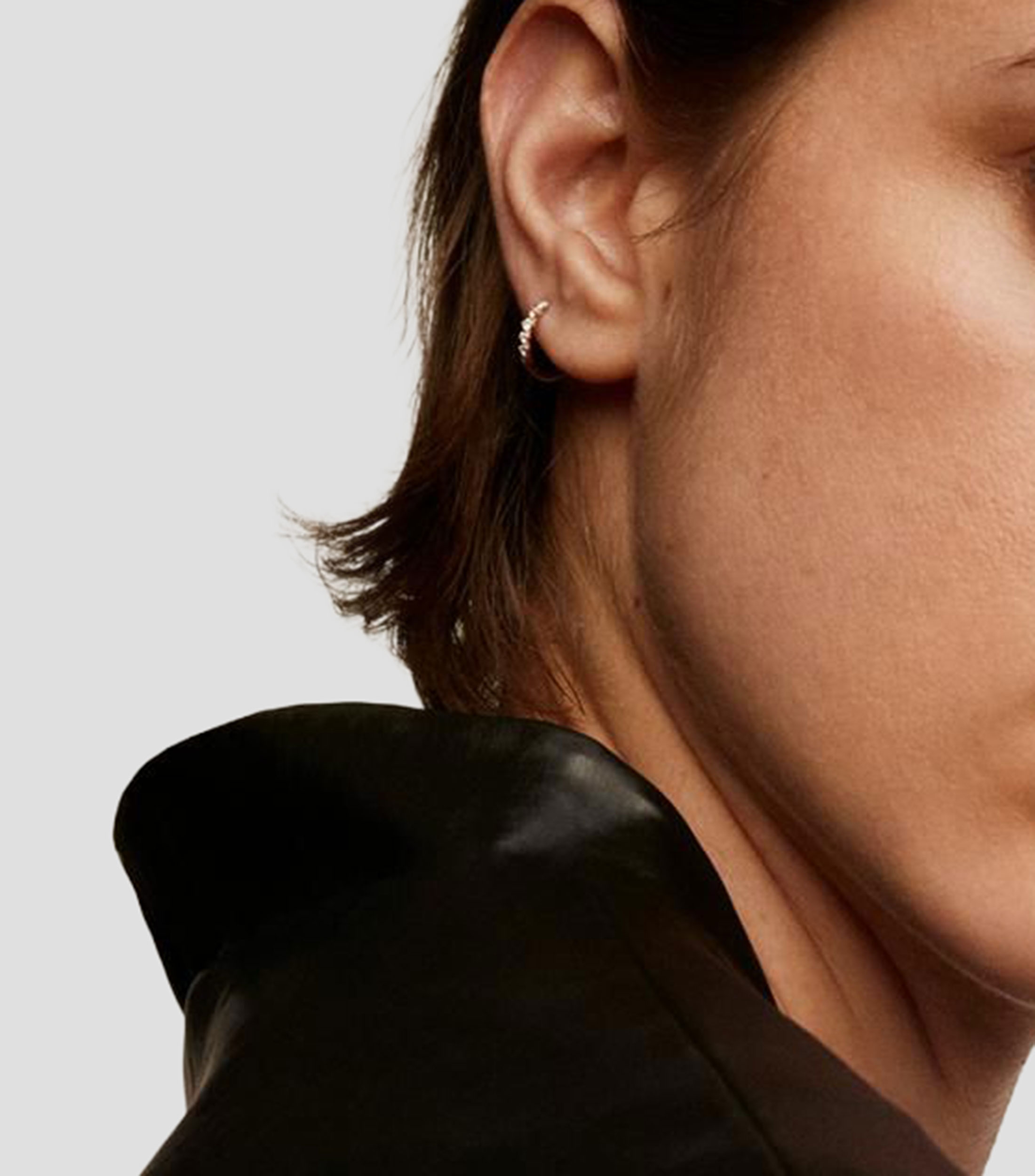Arete de aro en oro blanco de 18 kilates con diamantes Les Delicieux Mujer
