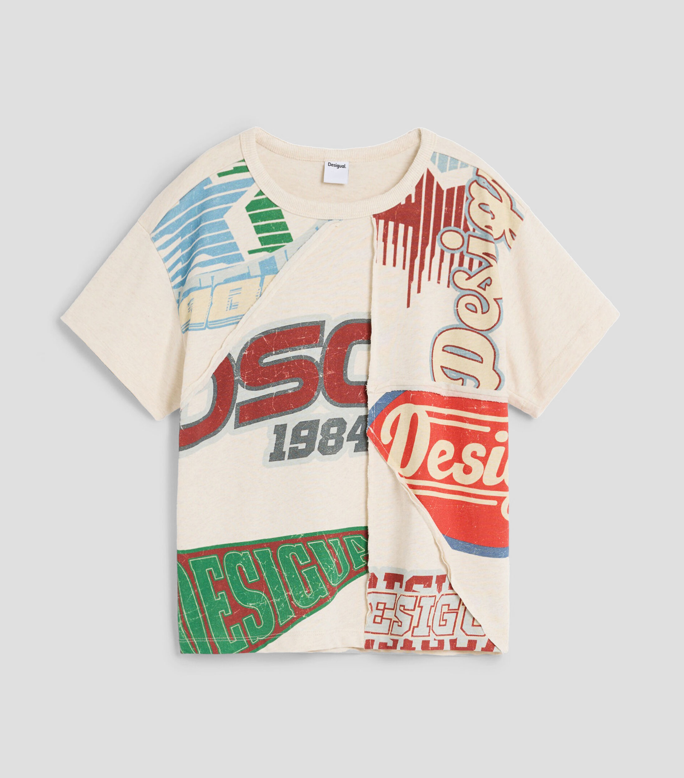 Playera cuello redondo manga corta con estampado Niña