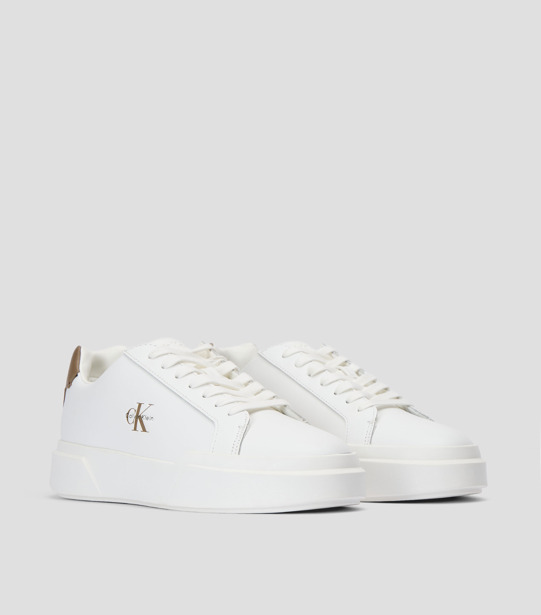Tenis casuales en piel Hombre