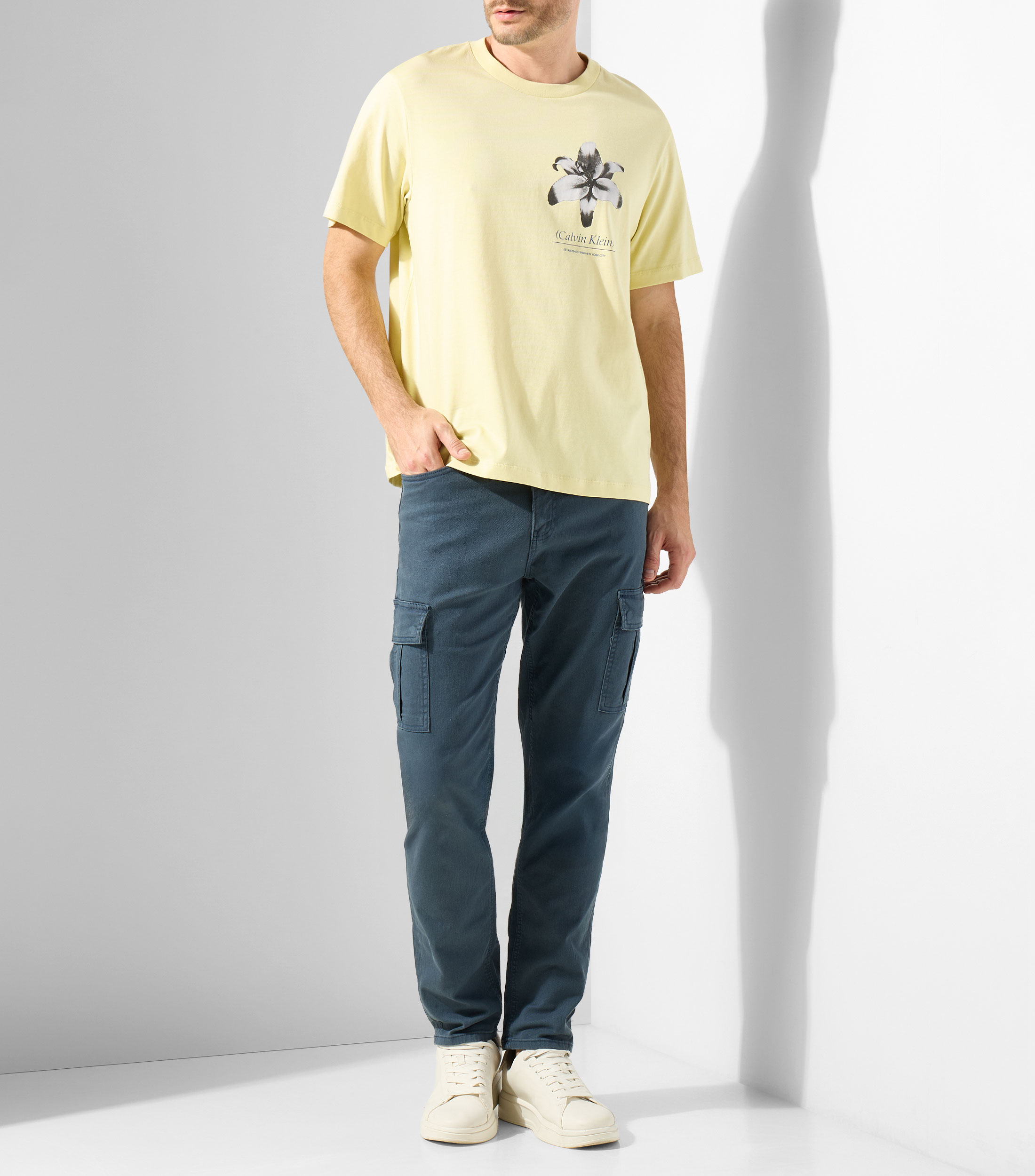 Playera cuello redondo manga corta estampada Hombre