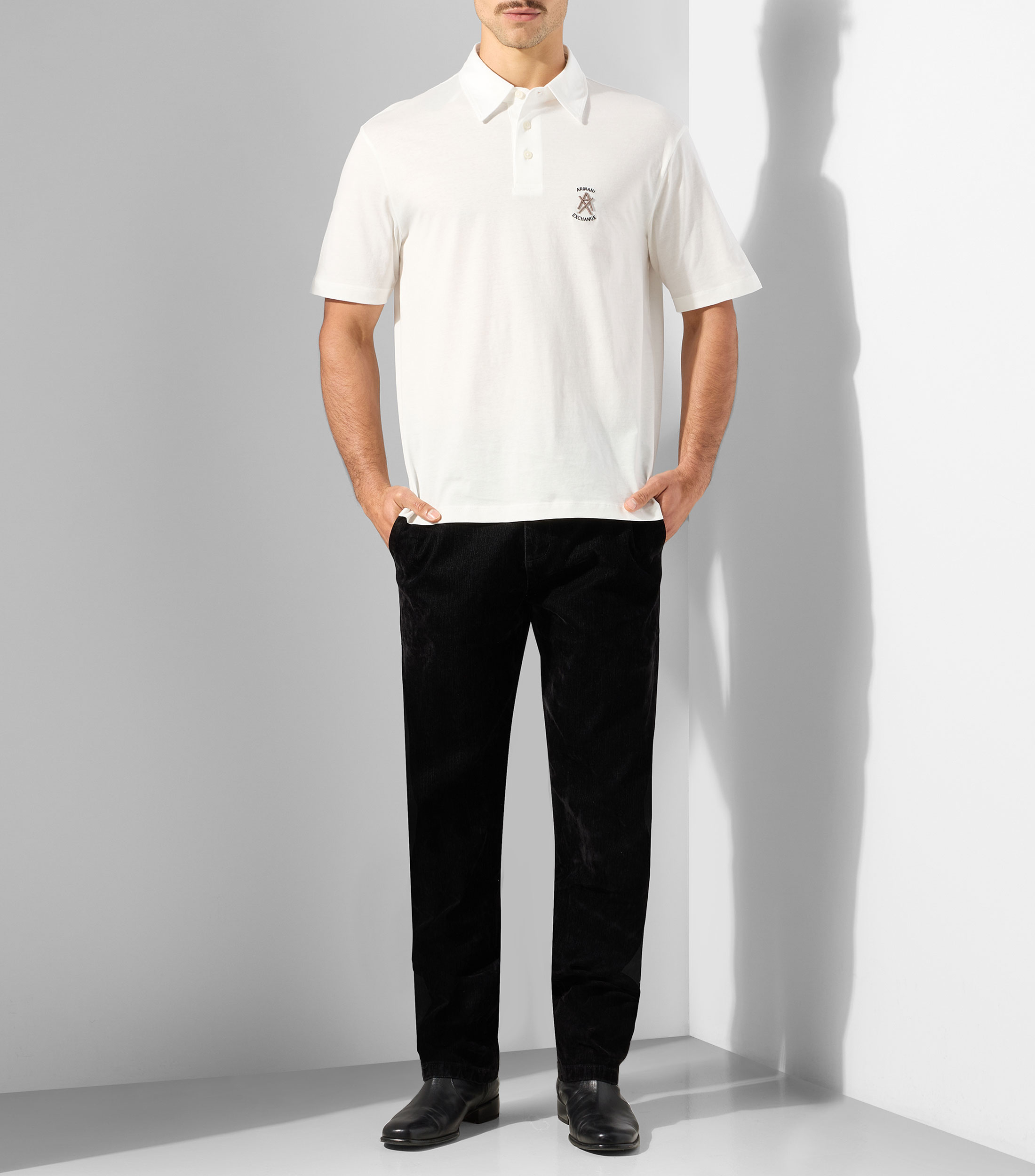 Playera tipo polo manga corta lisa Hombre