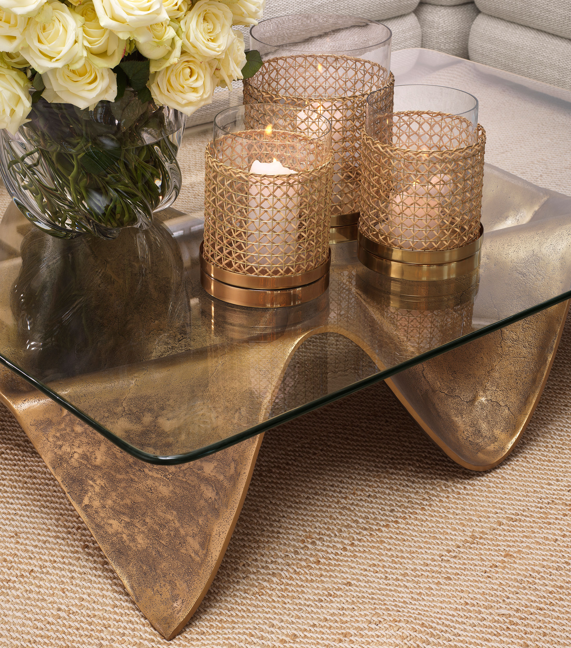 Mesa de centro Angelico en aluminio y vidrio