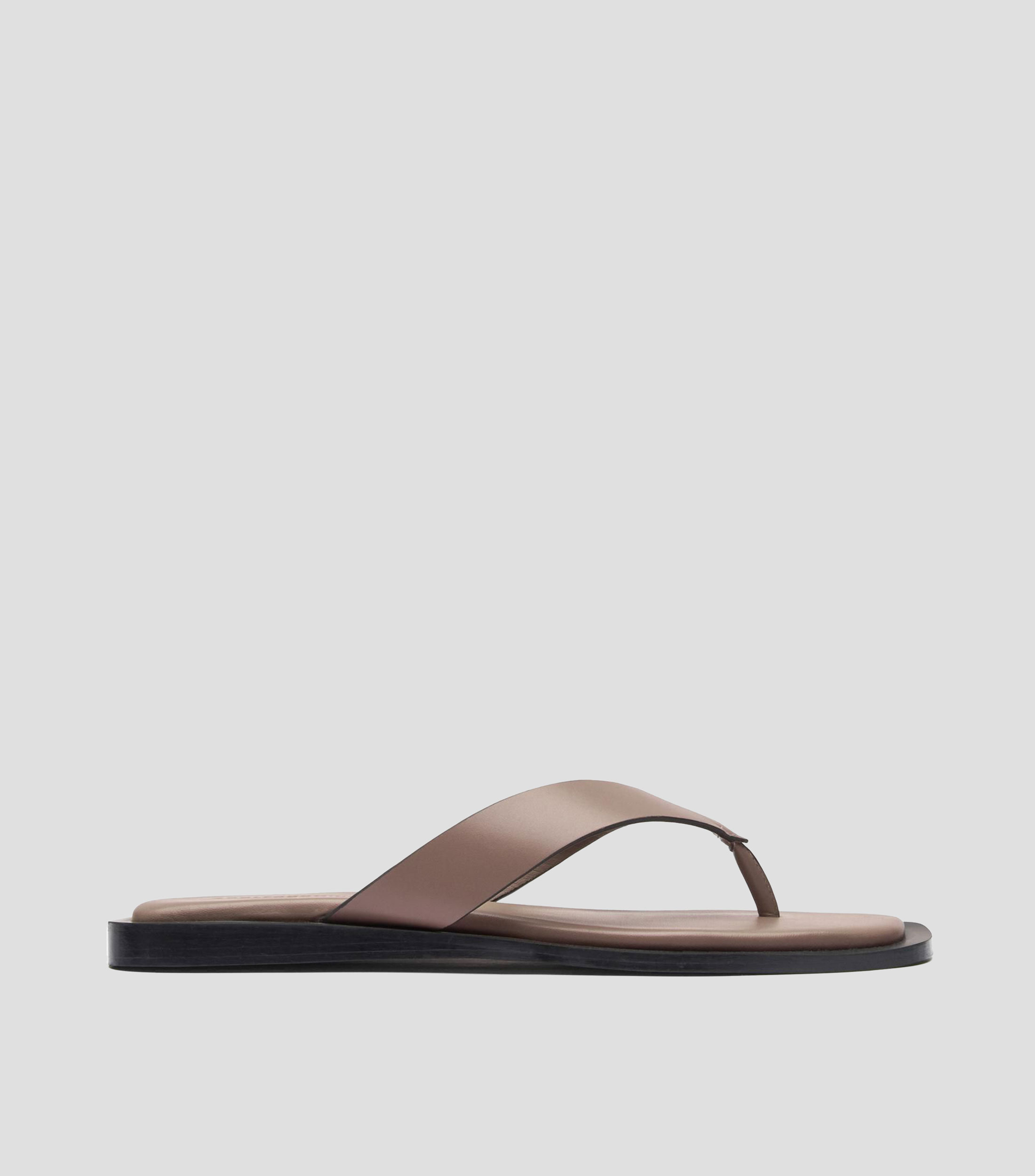 Sandalias con tacón bajo de cuña y plataforma Mujer
