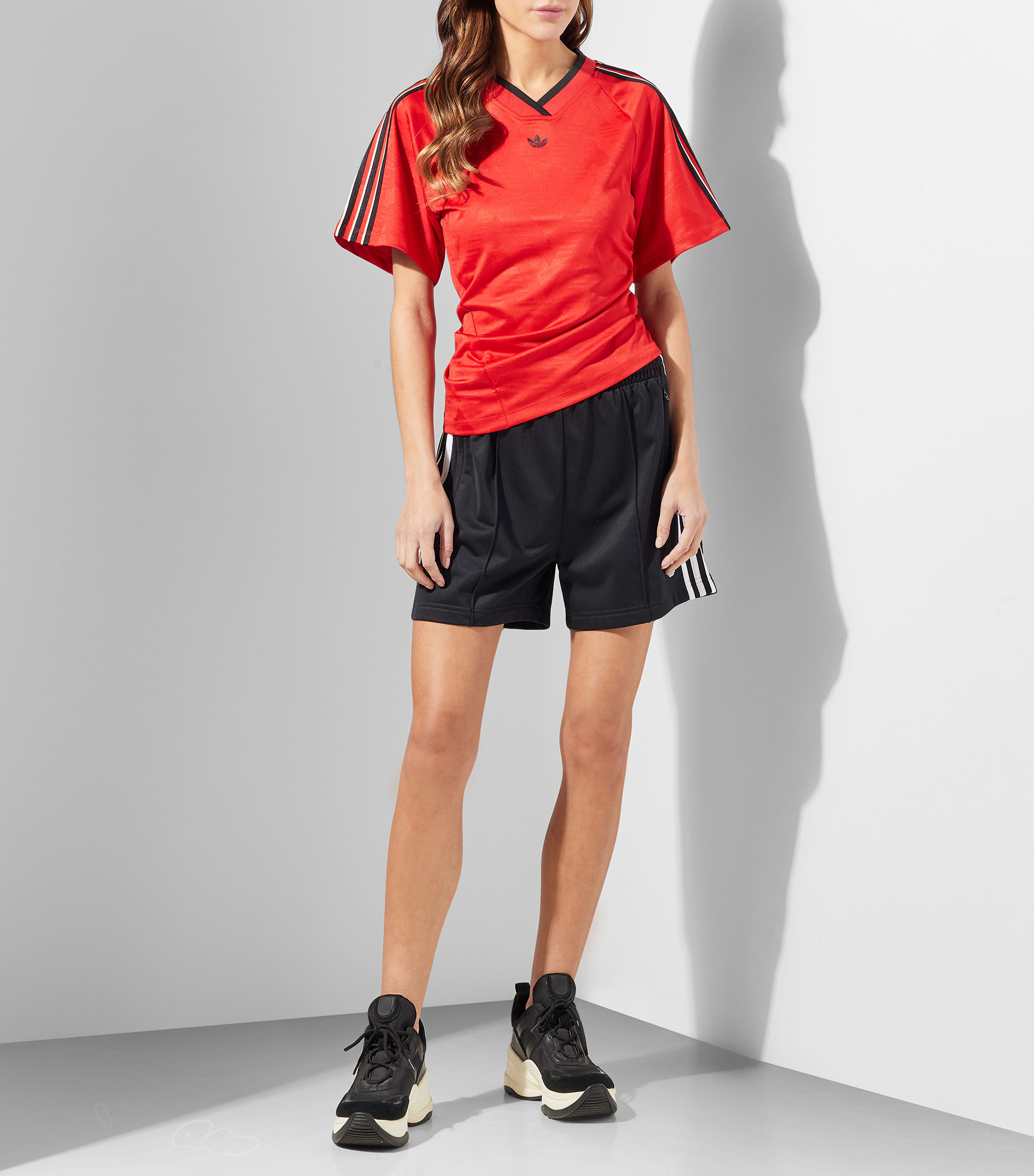 Playera cuello redondo manga corta estampada Mujer