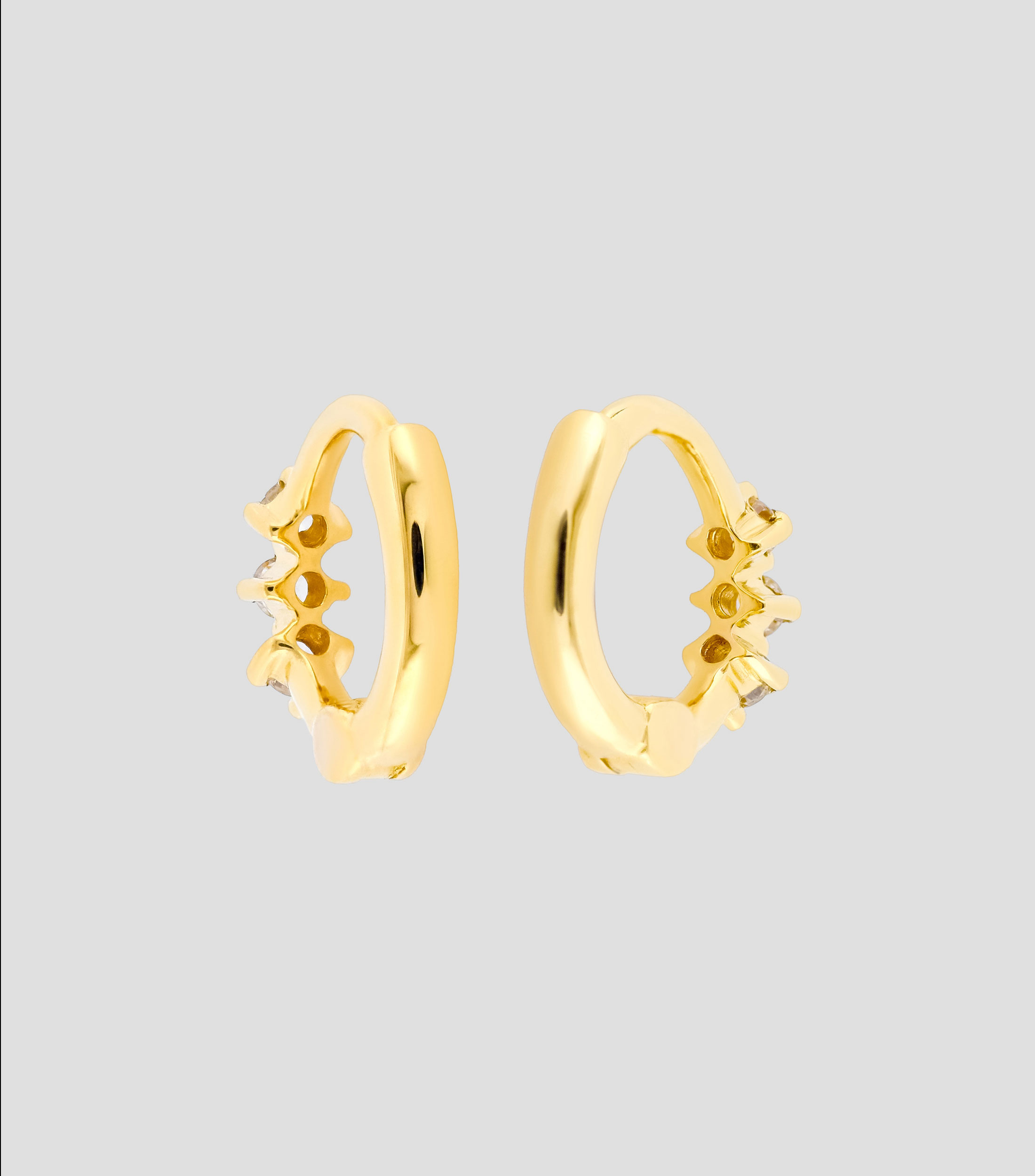 Mini Arracadas en oro amarillo de 18 Kts Mujer