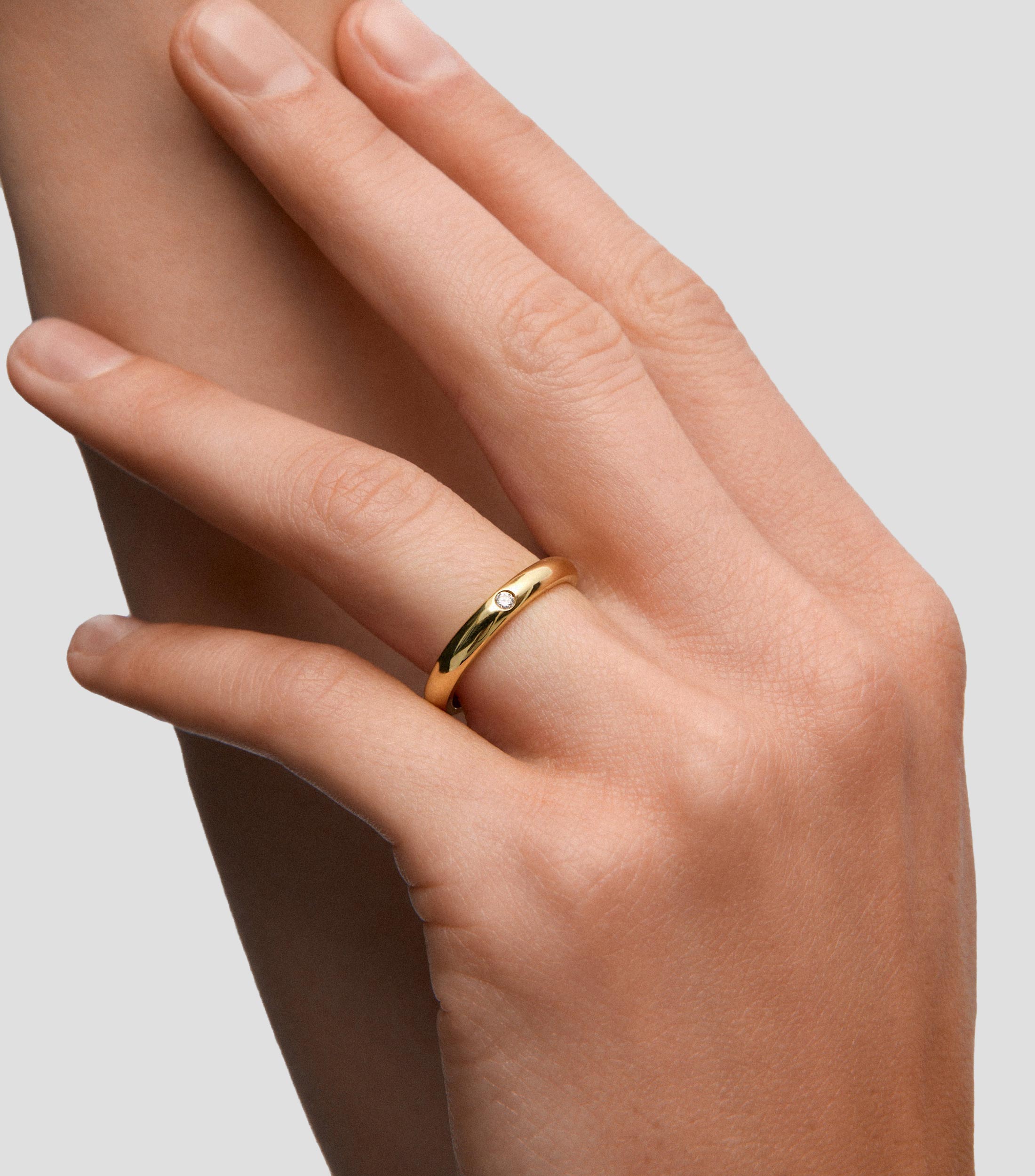 Sortija en oro amarillo de 18 Kts con diamante Talla 13 Mujer