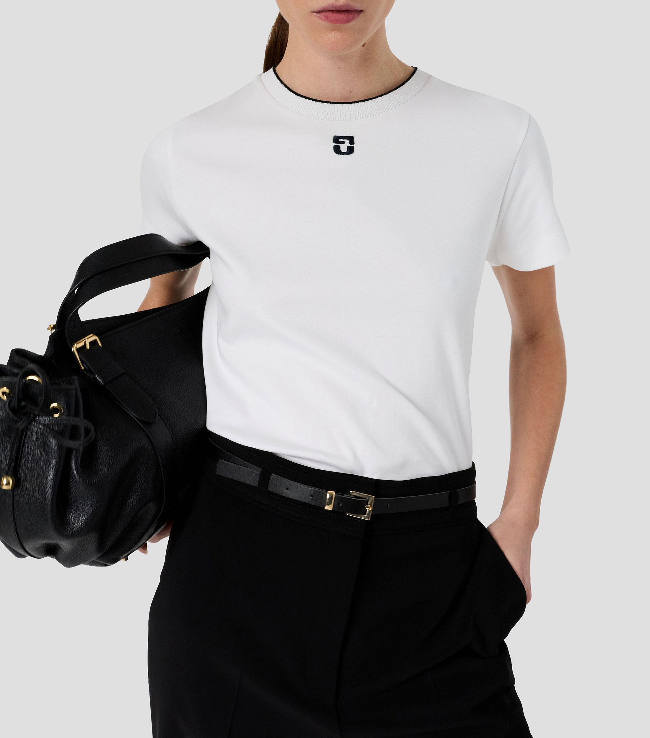 Playera cuello redondo manga corta lisa Mujer