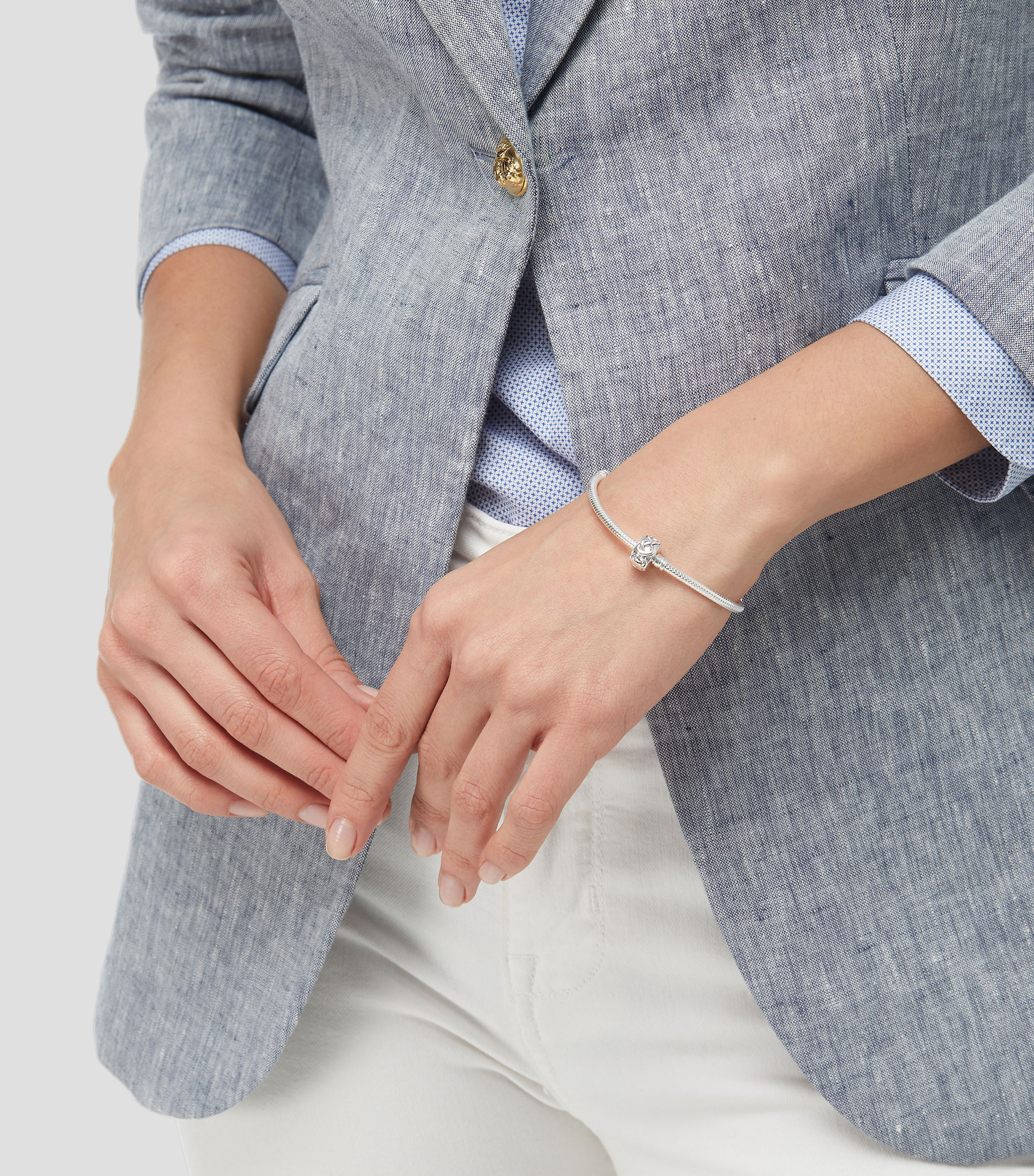 Charm Clip Corazones anudados en plata .925 Pandora Moments Mujer