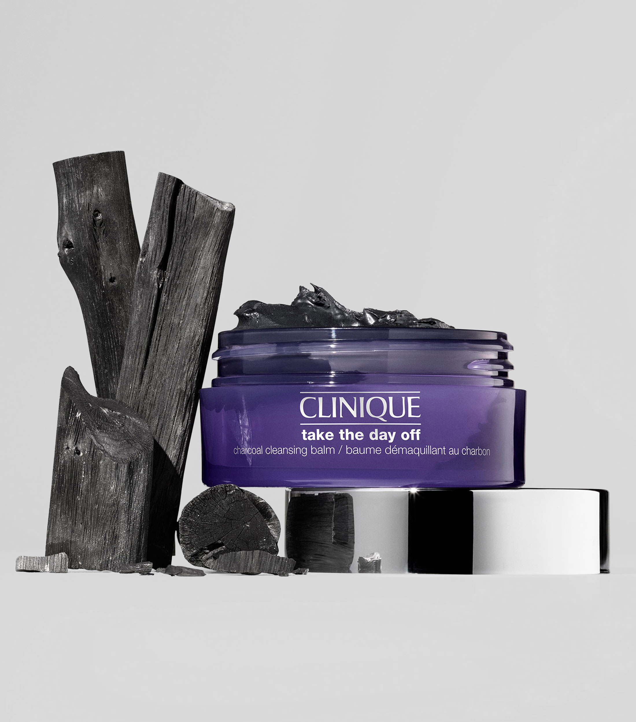 Desmaquillante en balsamo Take The Day Off Charcoal, 125 ml