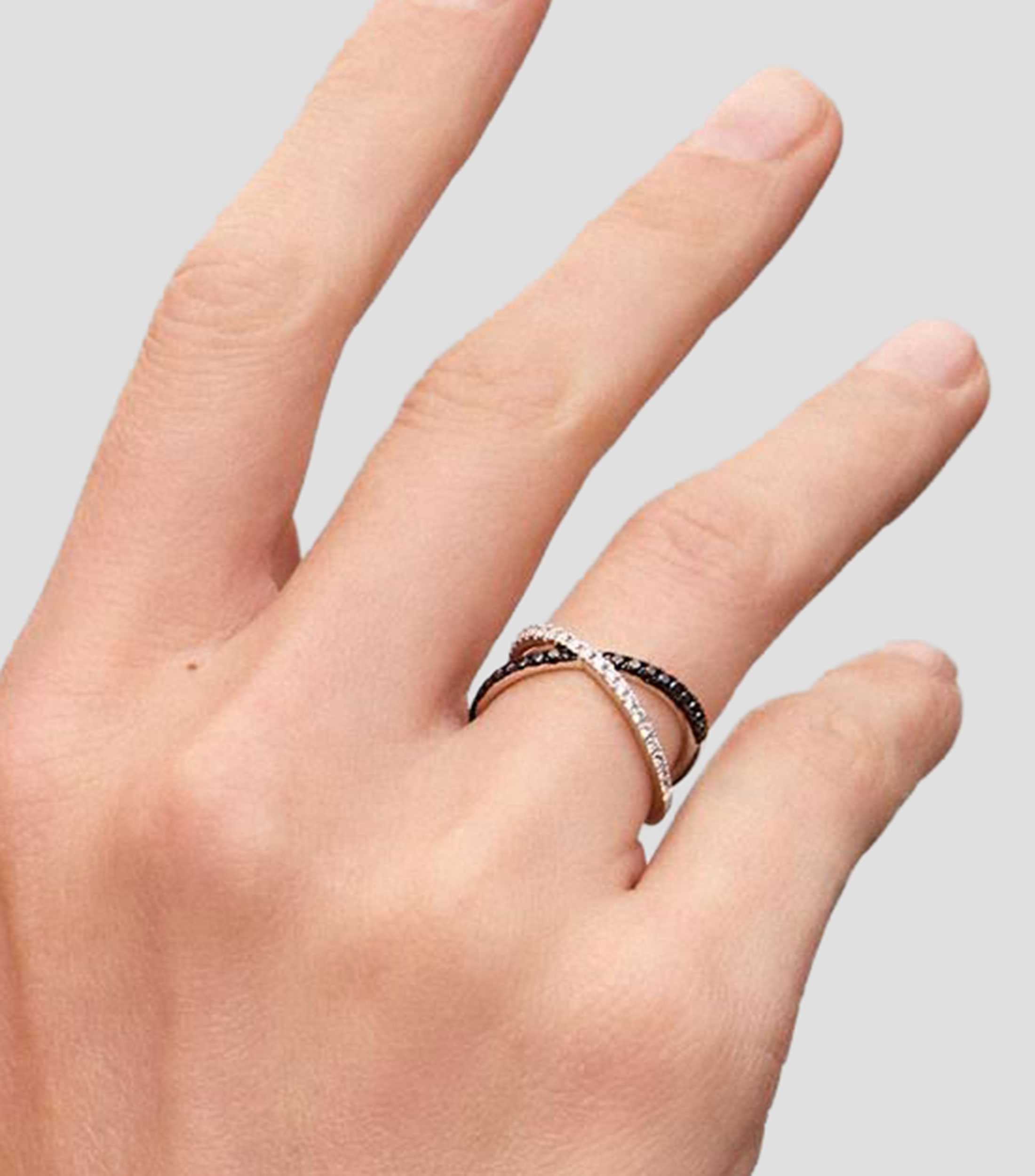 Anillo en oro blanco de 18 kilates Invierno en Lisboa con diamantes y espinelas Mujer