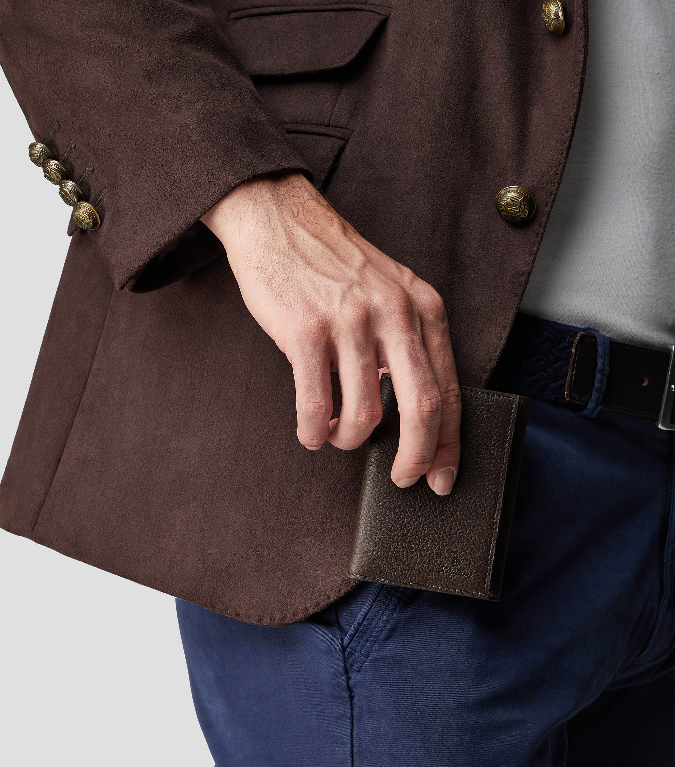 Cartera trifold cafe en piel granulada Hombre