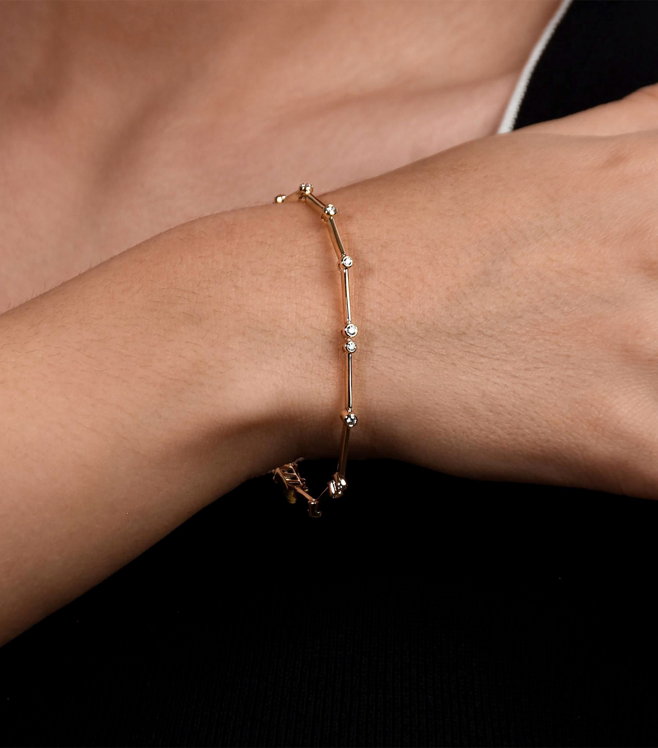 Pulsera en Oro amarillo de 14 Kilates con diamantes Mujer