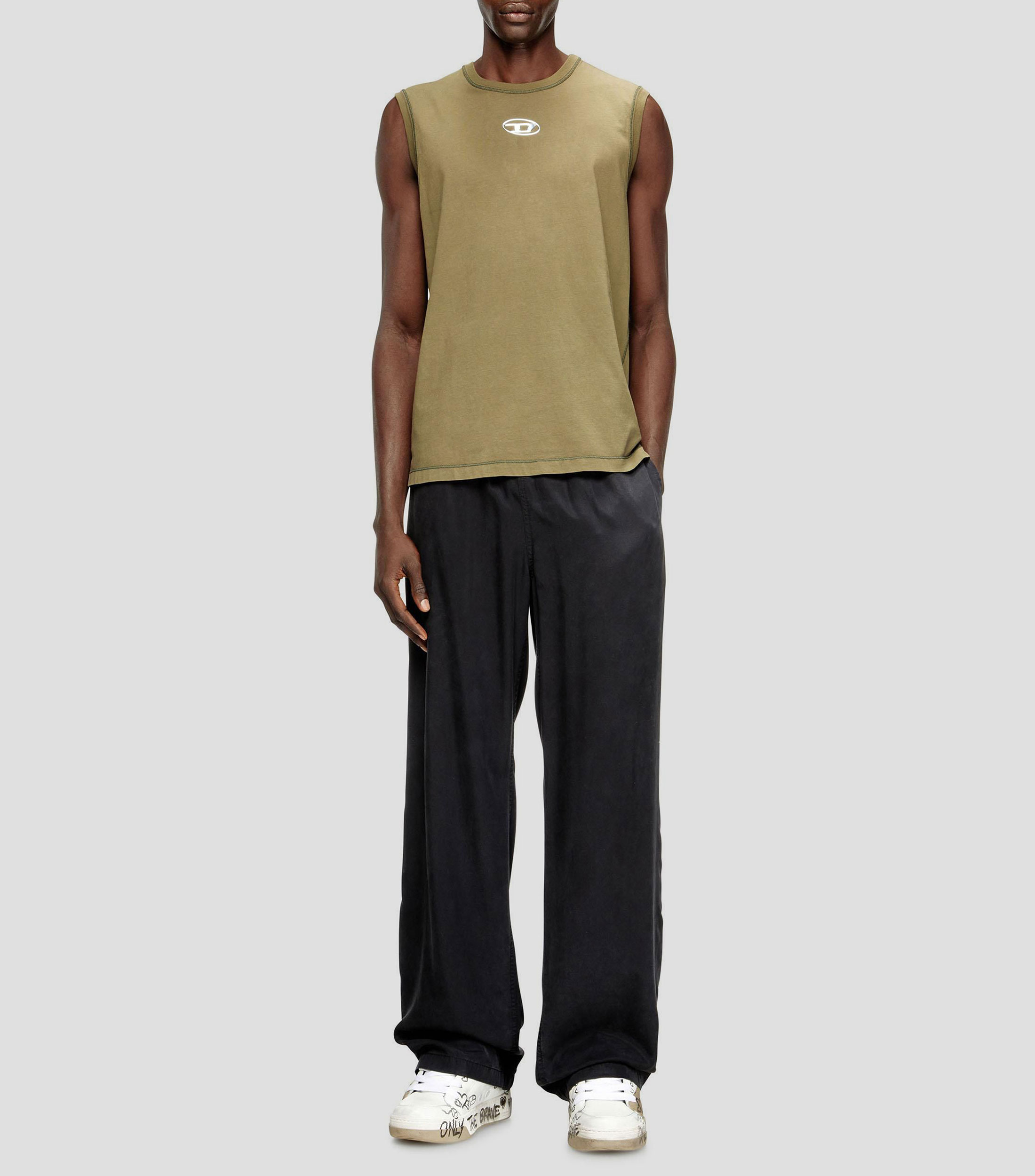 Playera cuello redondo sin mangas lisa Hombre