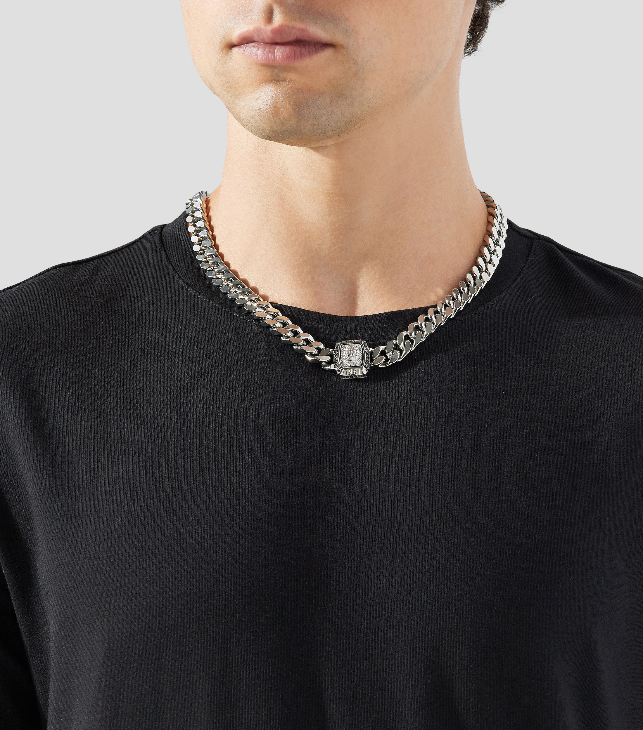 Collar Lion King con pedreria Hombre