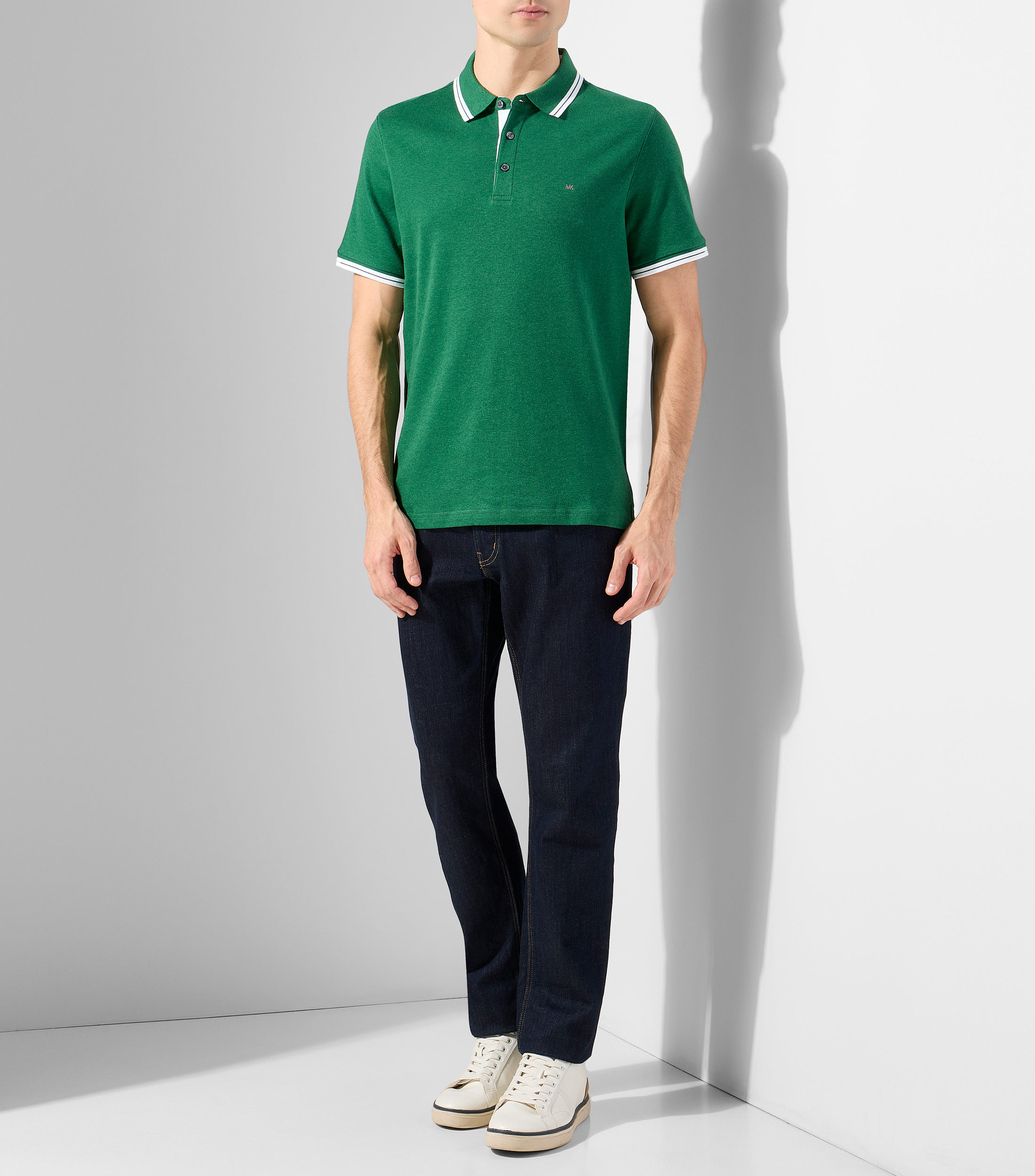 Playera tipo polo con manga corta lisa Hombre