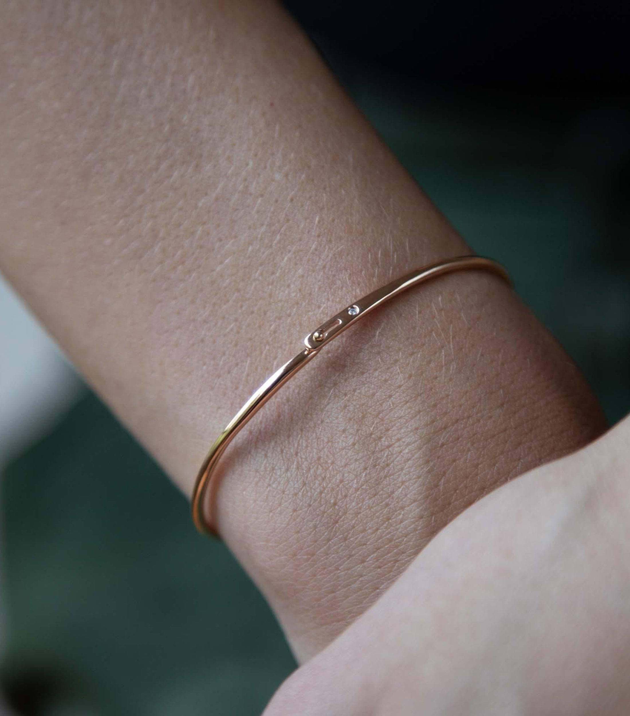 Pulsera en oro rosa de 18 kilates con diamante Mujer