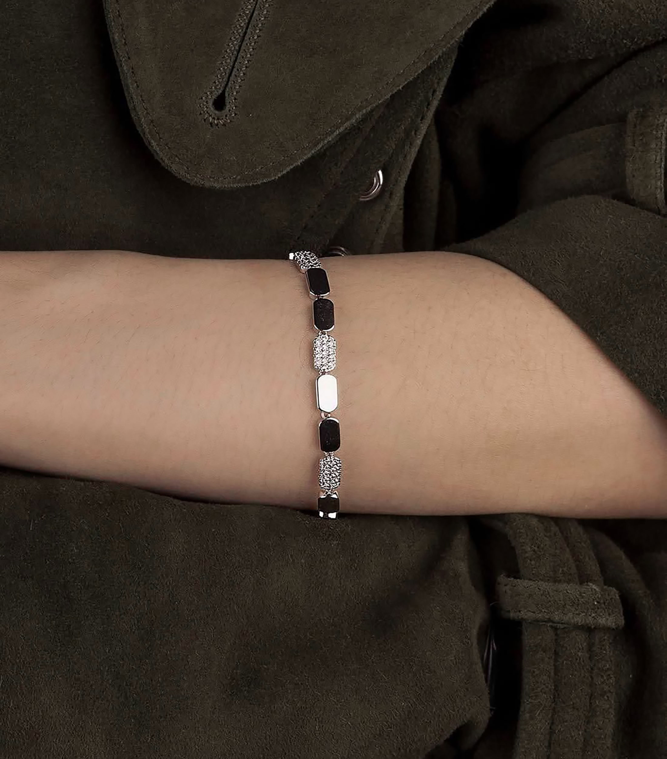 Brazalete en plata con circonita blanca Mujer