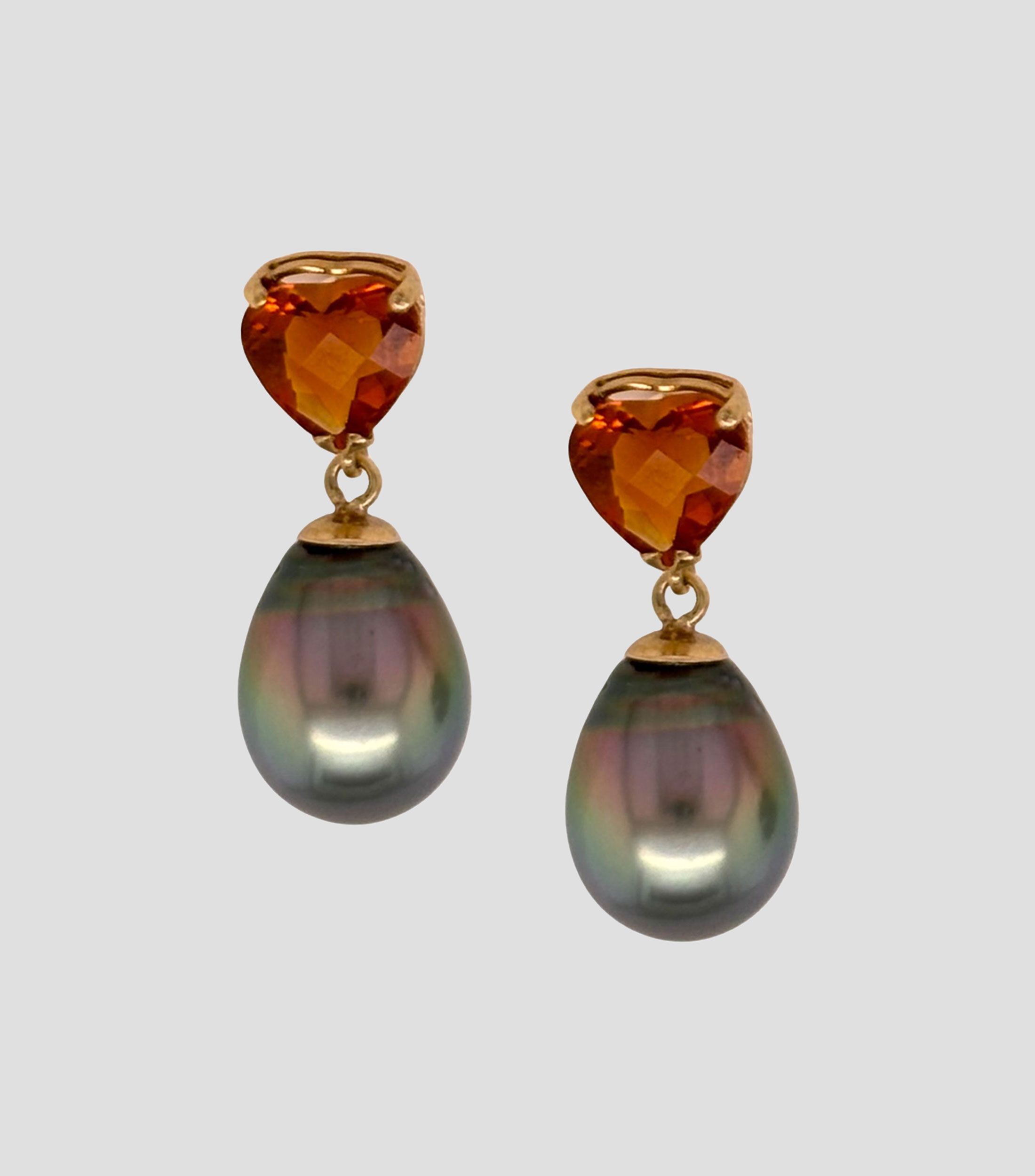 Aretes en oro amarillo de 14 Kilates Gota Mujer