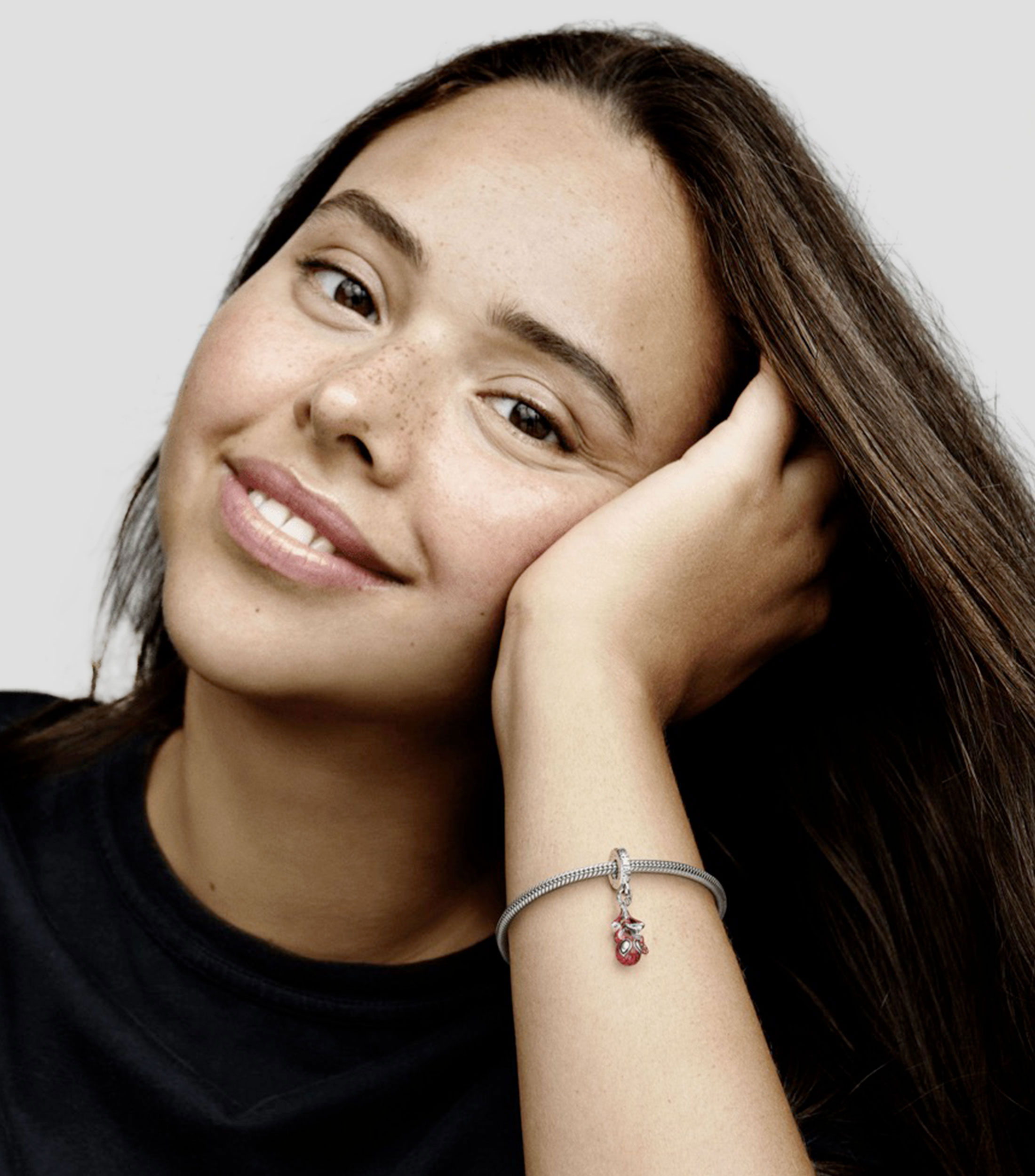 Charm en Plata Spider-Man Mujer