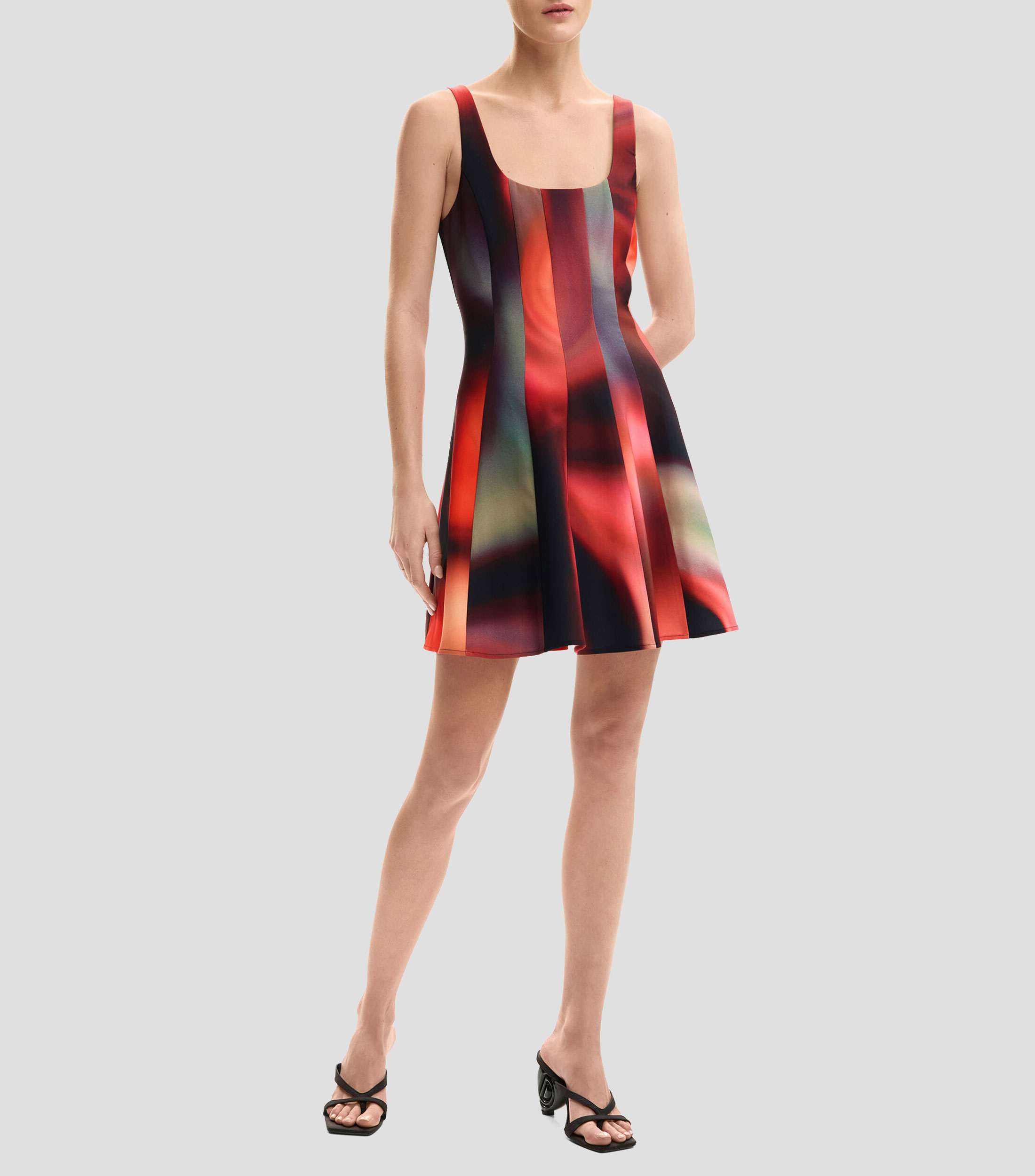 Vestido corto estampado Mujer