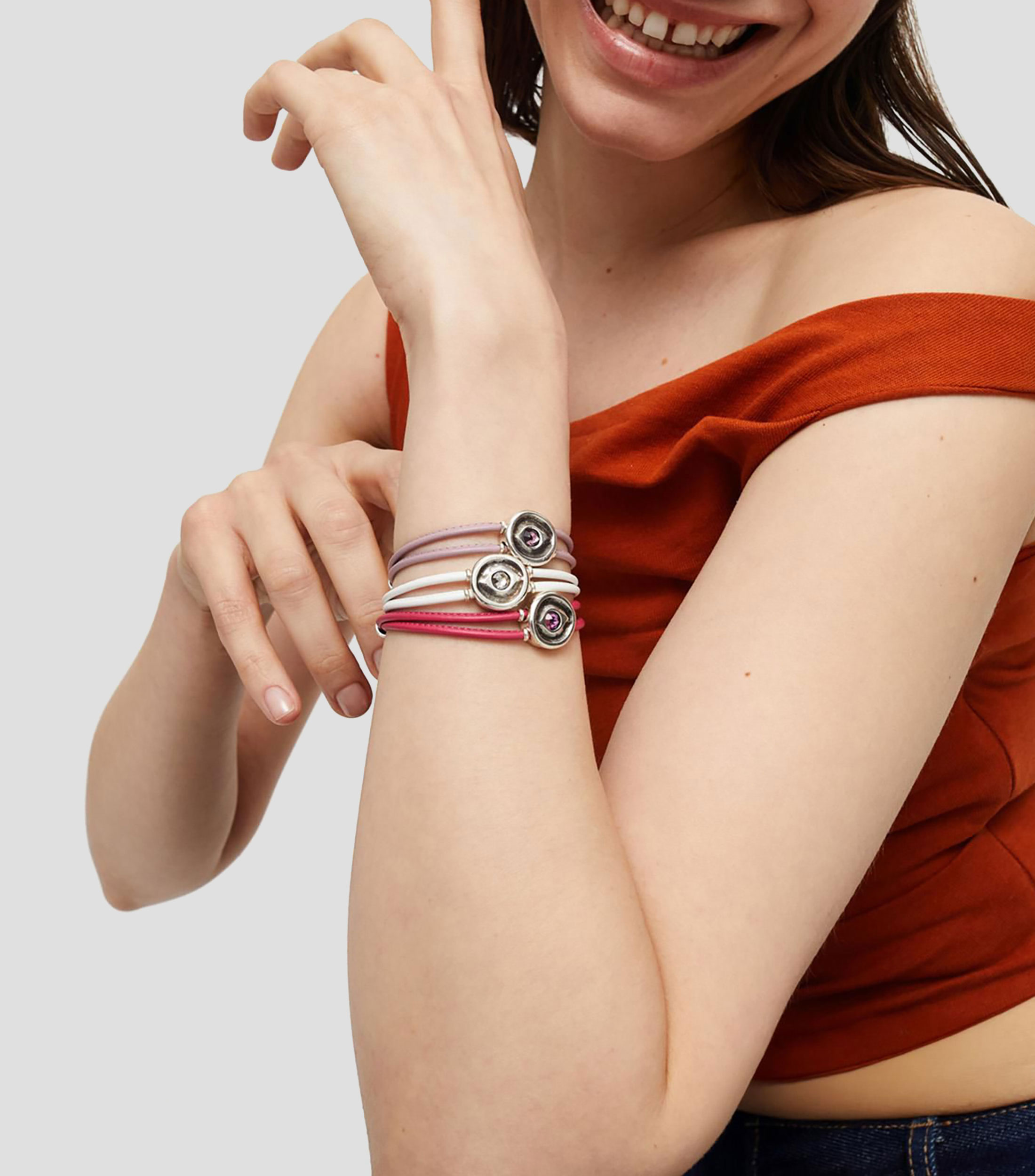 Pulsera en Cuero Mujer