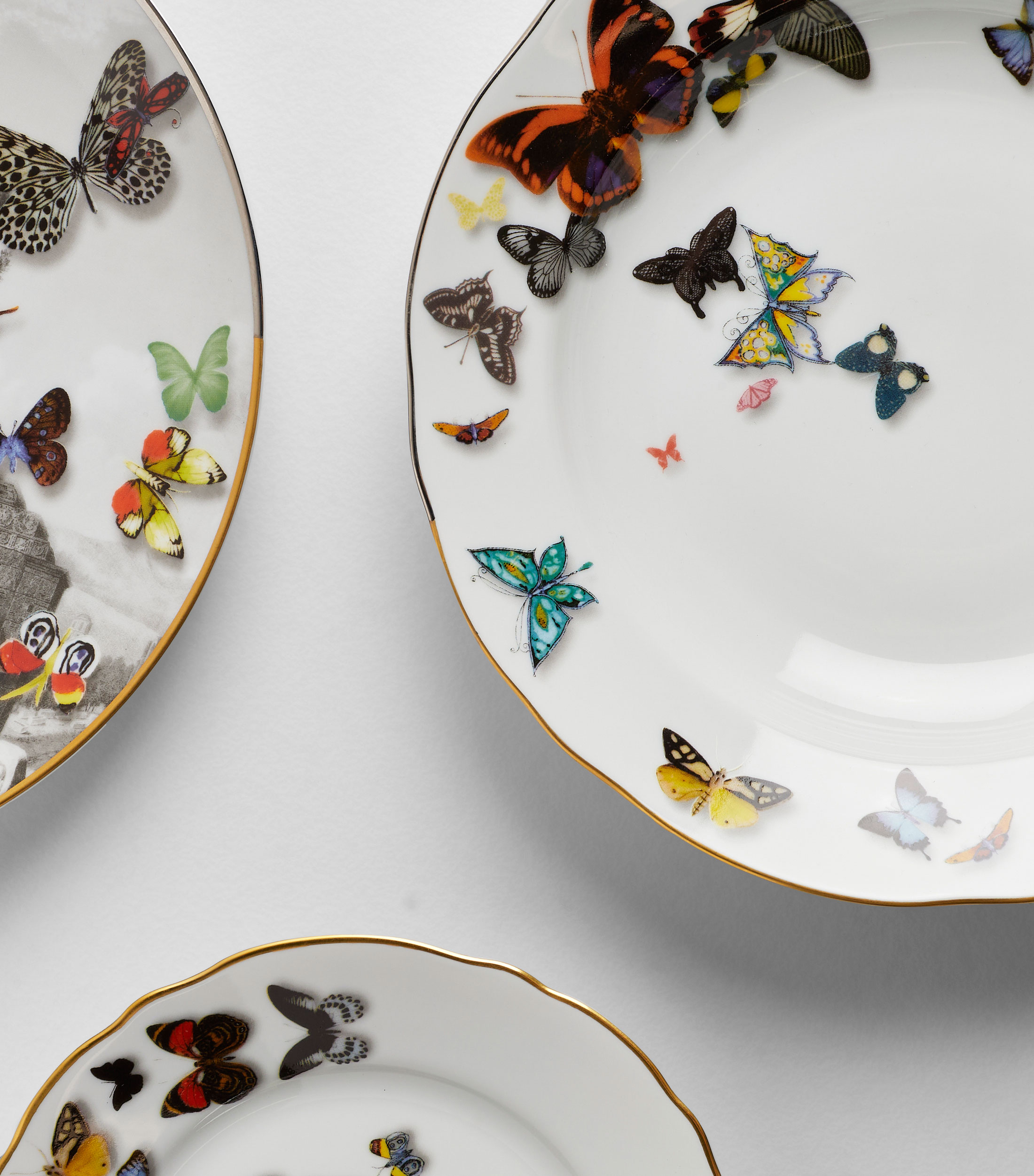 Plato Hondo Butterfly Parade en porcelana