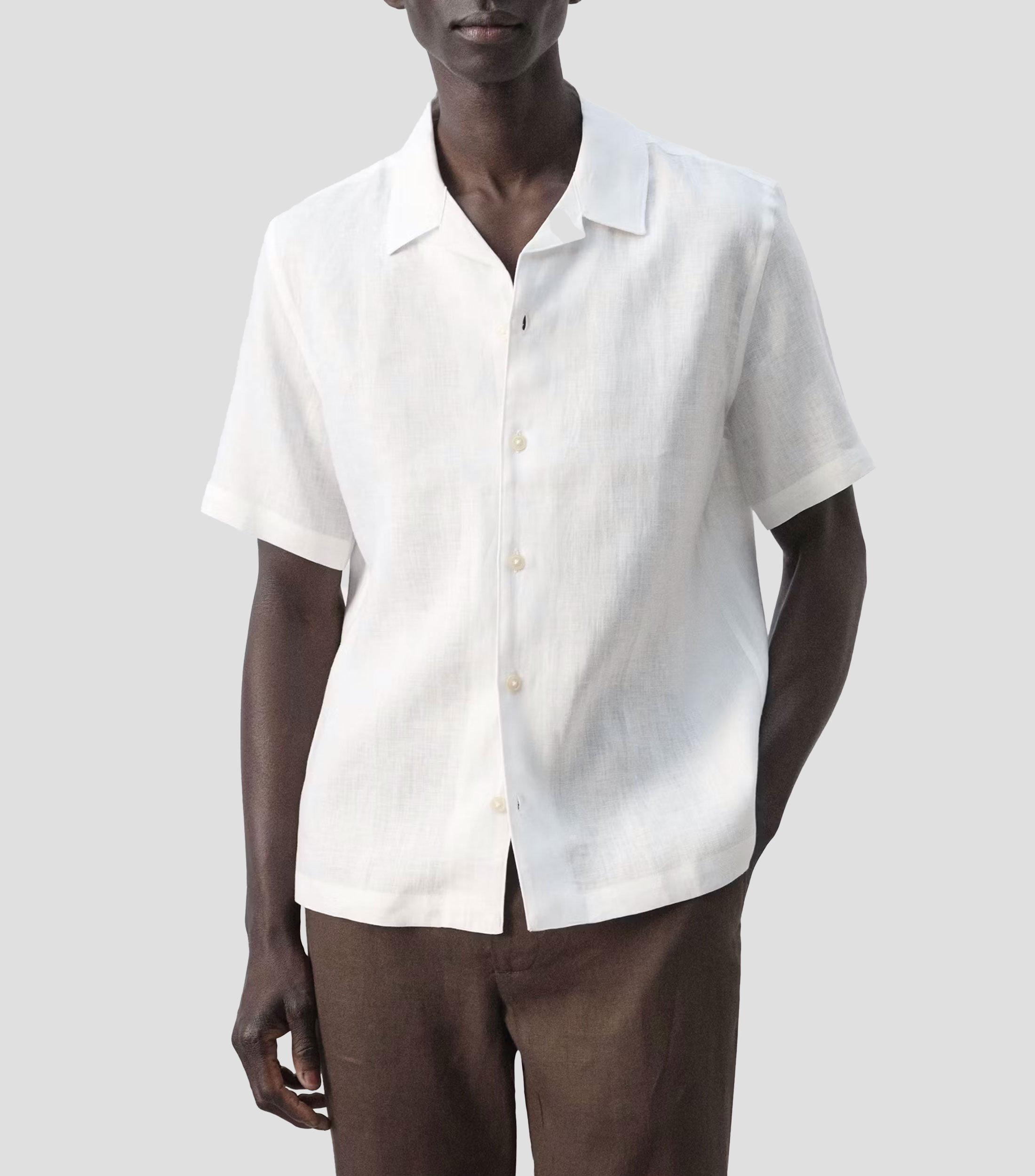Camisa sólida de lino manga corta Hombre