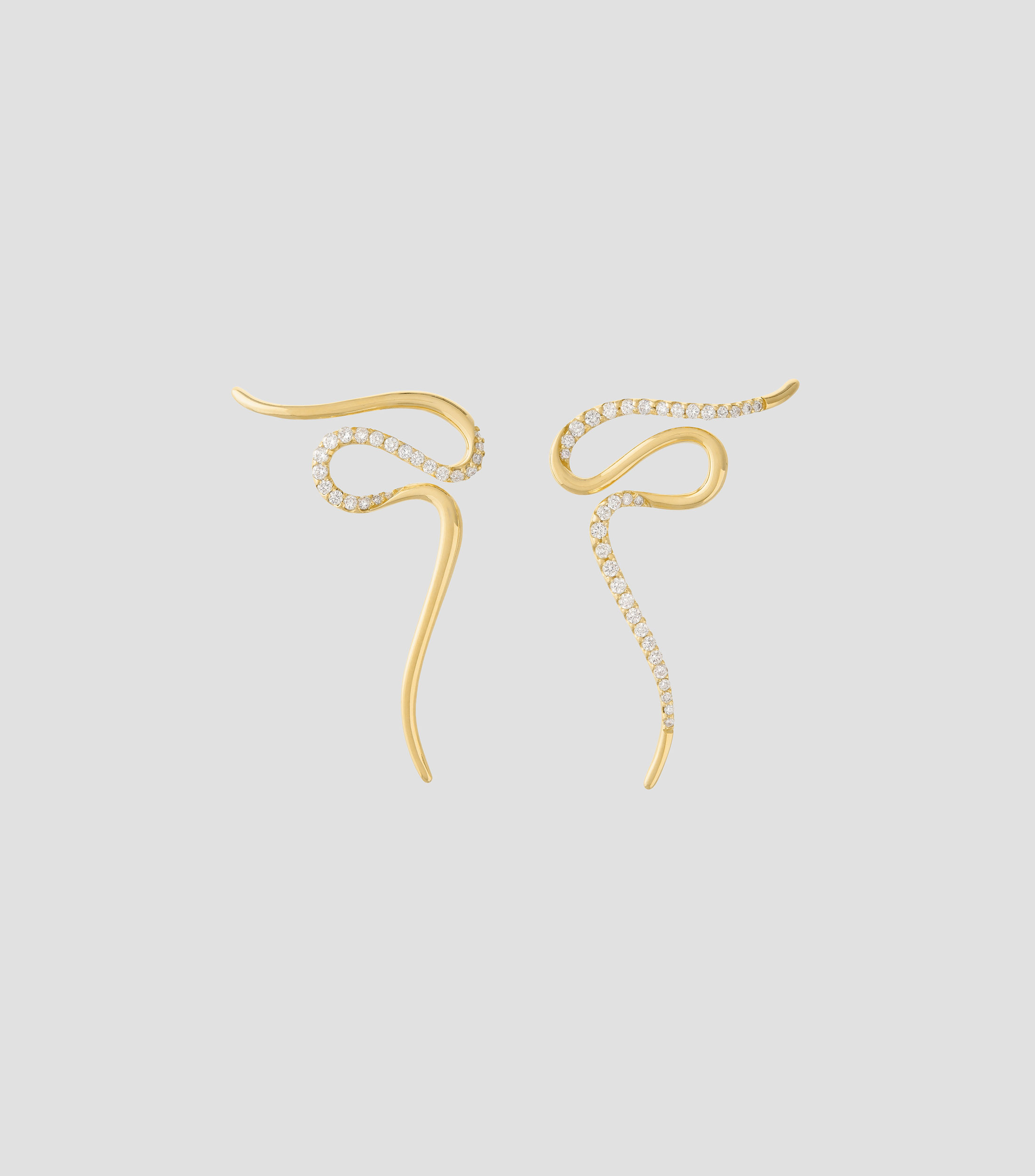 Aretes en oro amarillo de 18 Kilates Snake Motif con diamantes Mujer