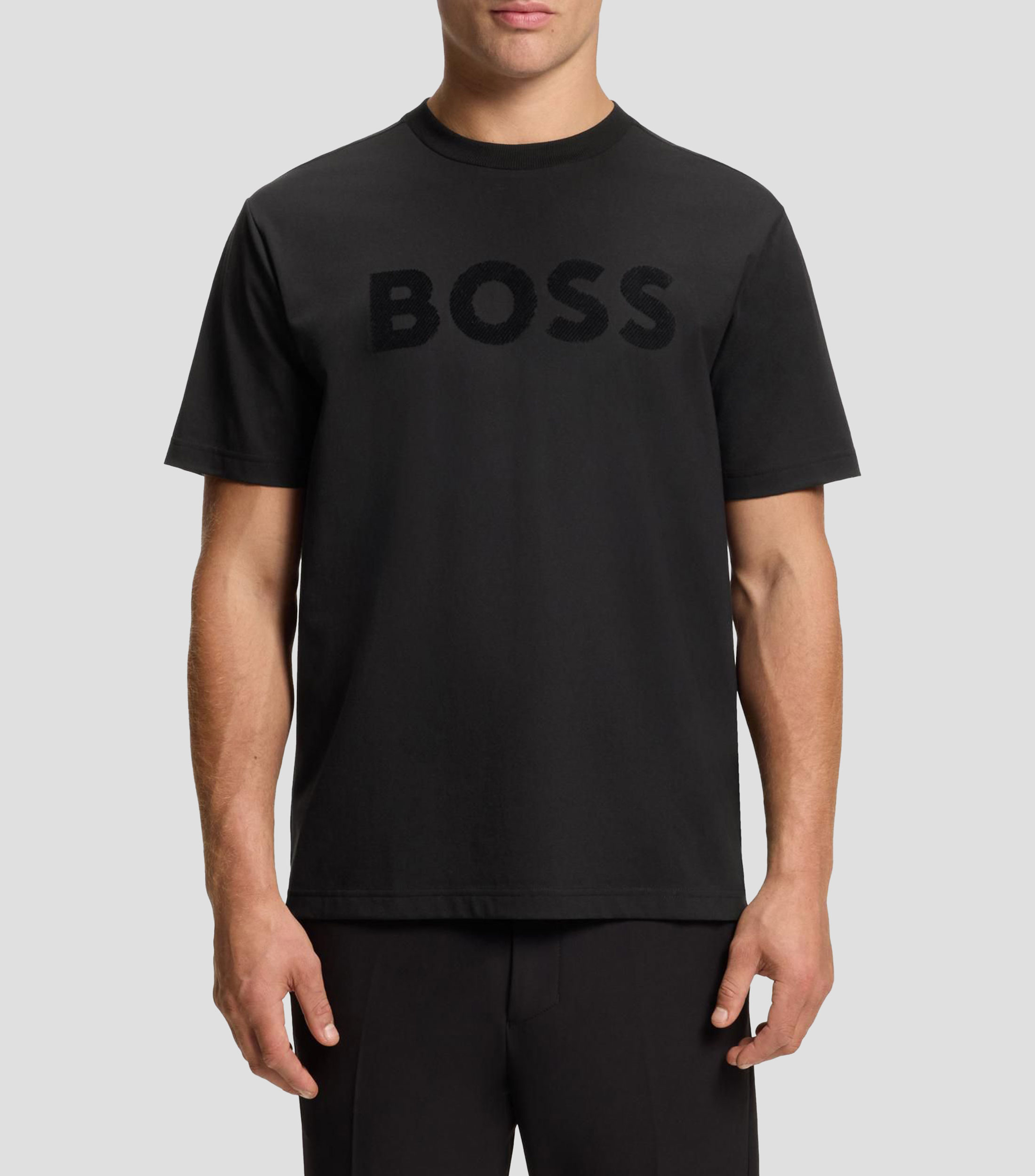 Playera Boss relaxed de algodón elástico con logo tonal Hombre