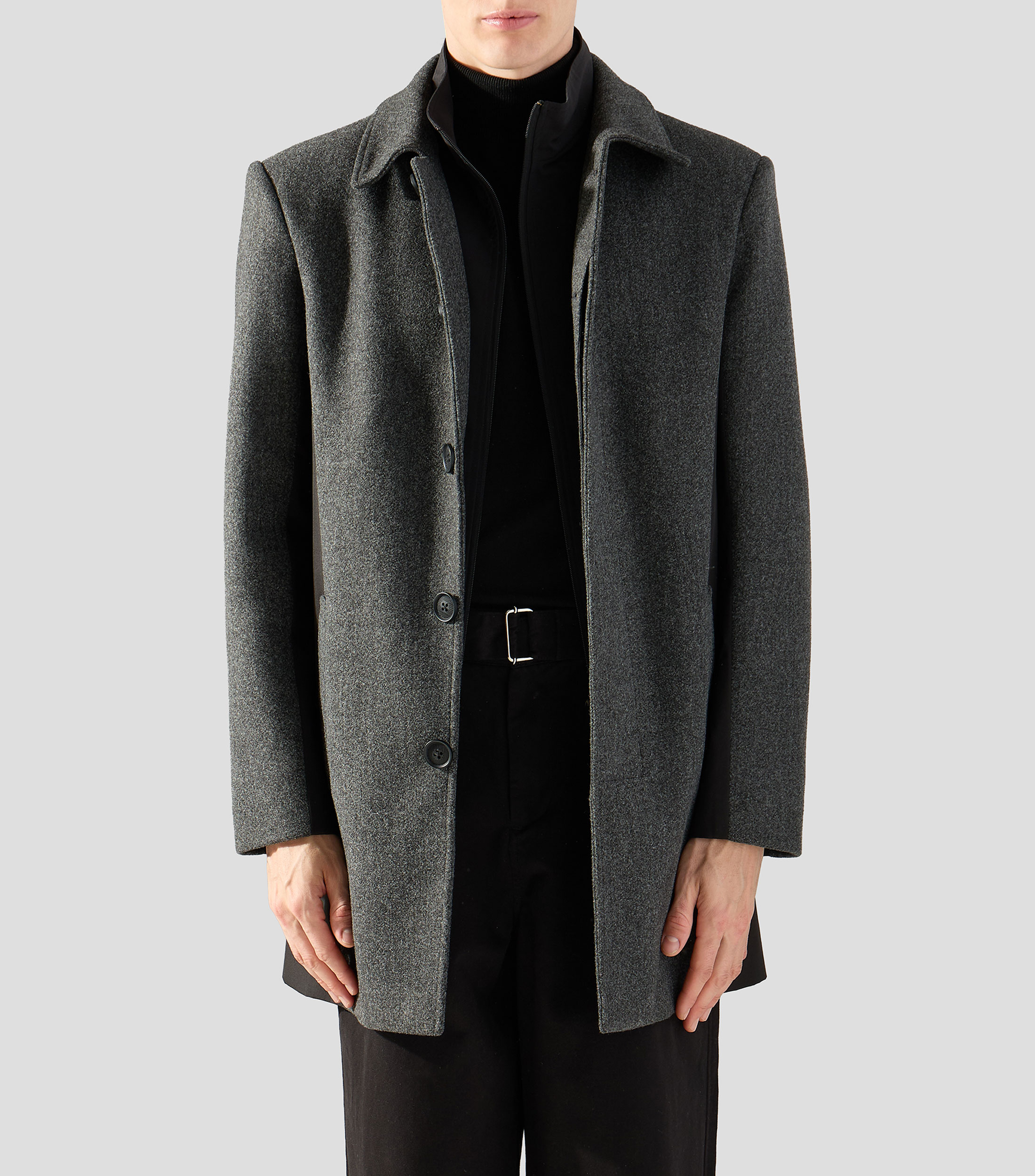 Abrigo midi con botonadura Hombre