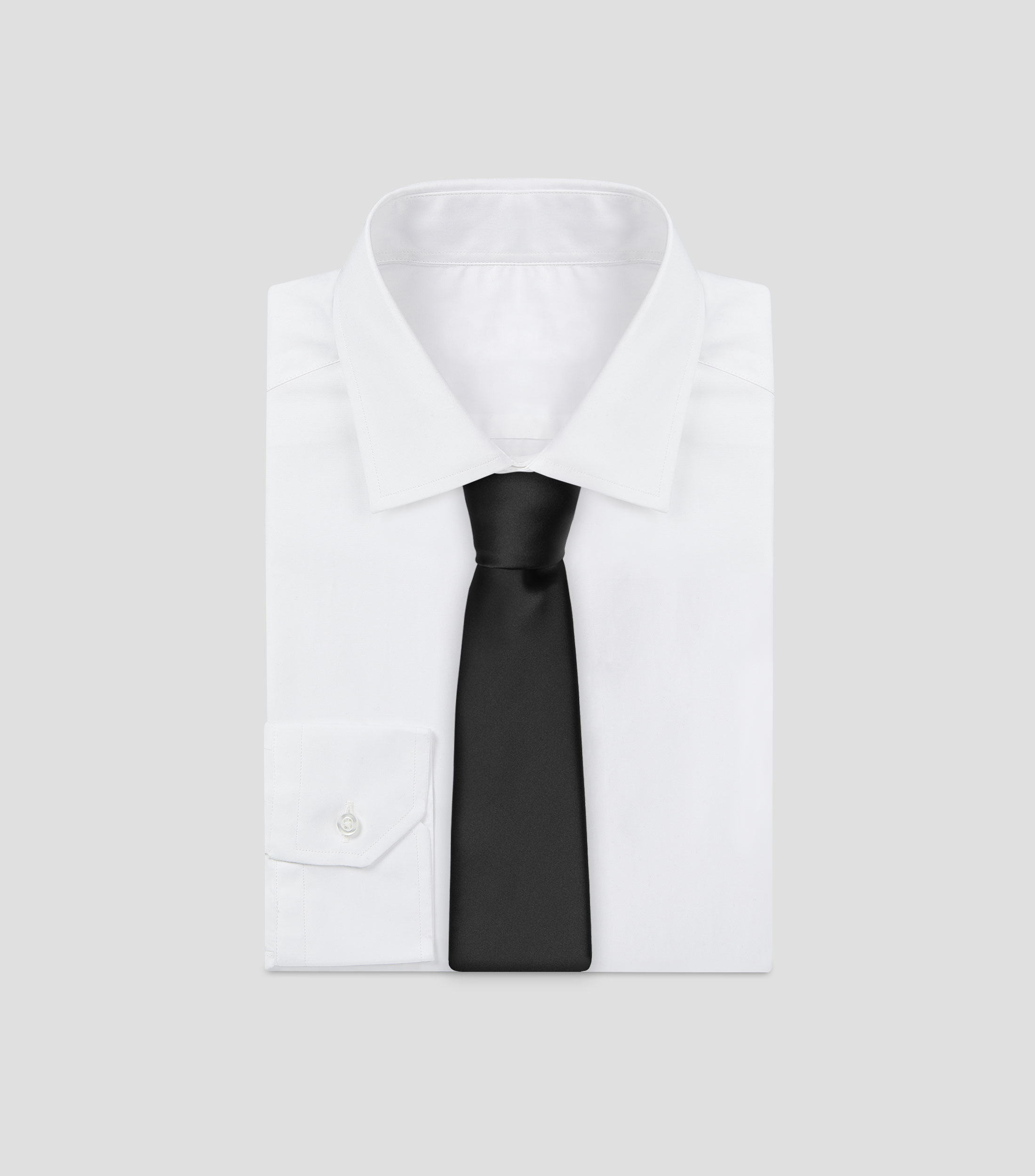 Corbata ancha lisa