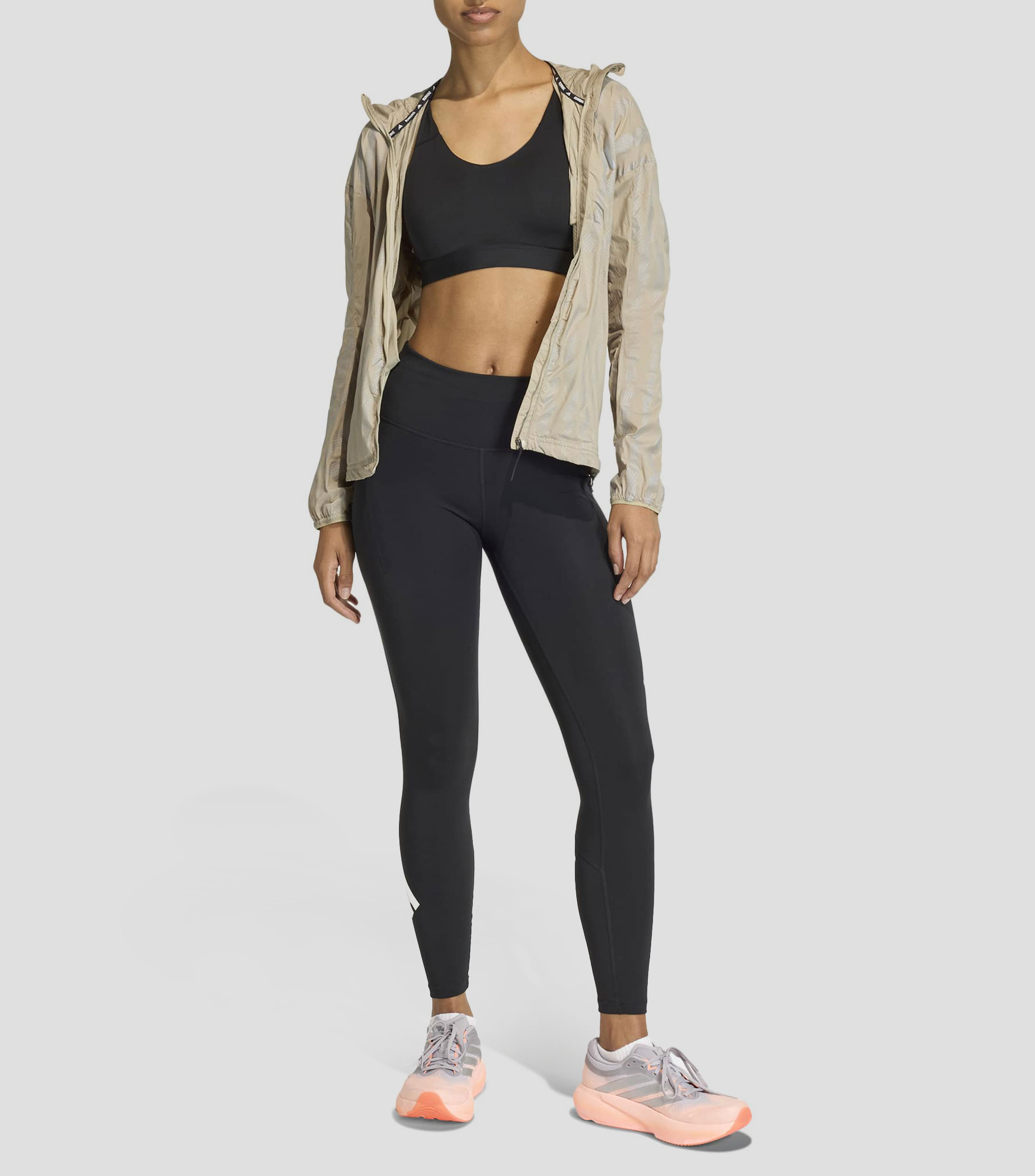 Top deportivo Optime Essentials liso Mujer